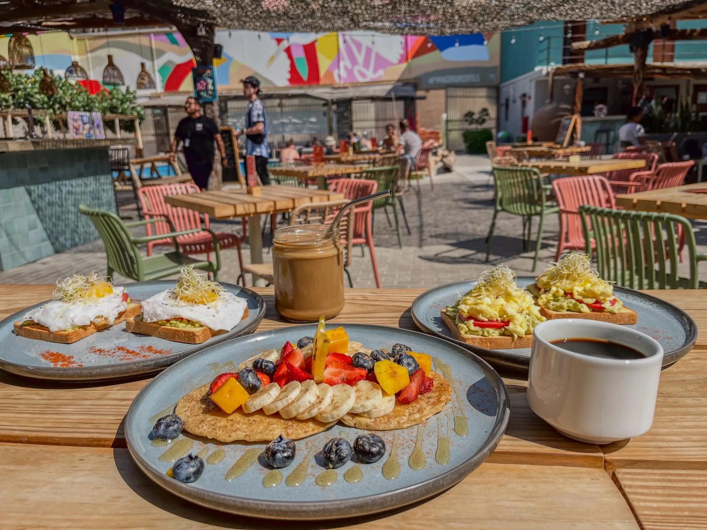 Restaurant/places to eat in Viajero Huacachina Hostel