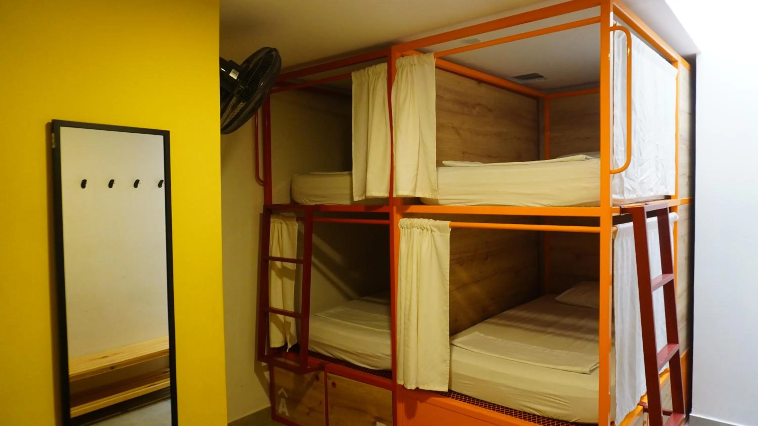 Bedroom, Bed in Viajero Huacachina Hostel