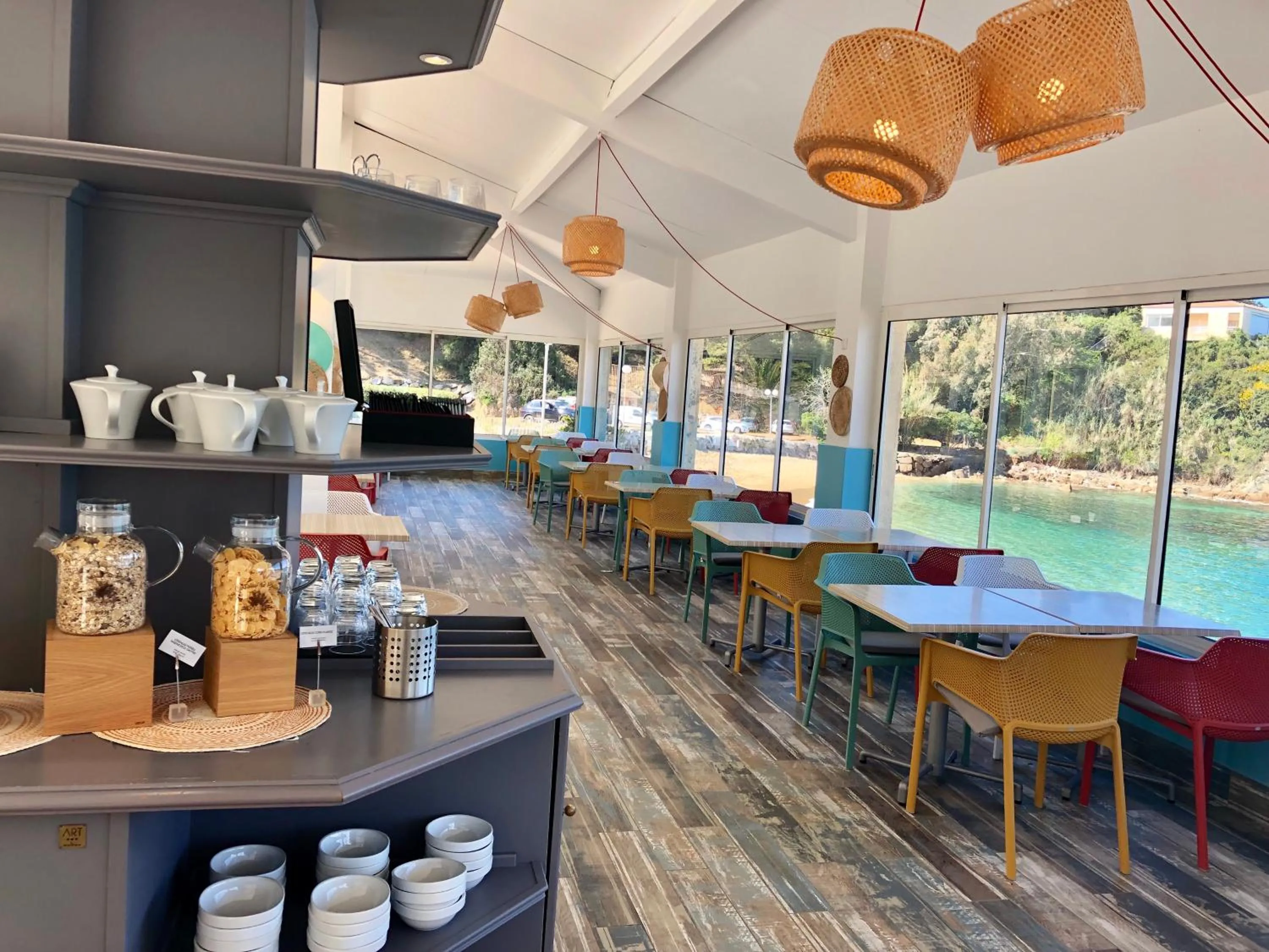 Restaurant/places to eat in Hôtel Sampiero