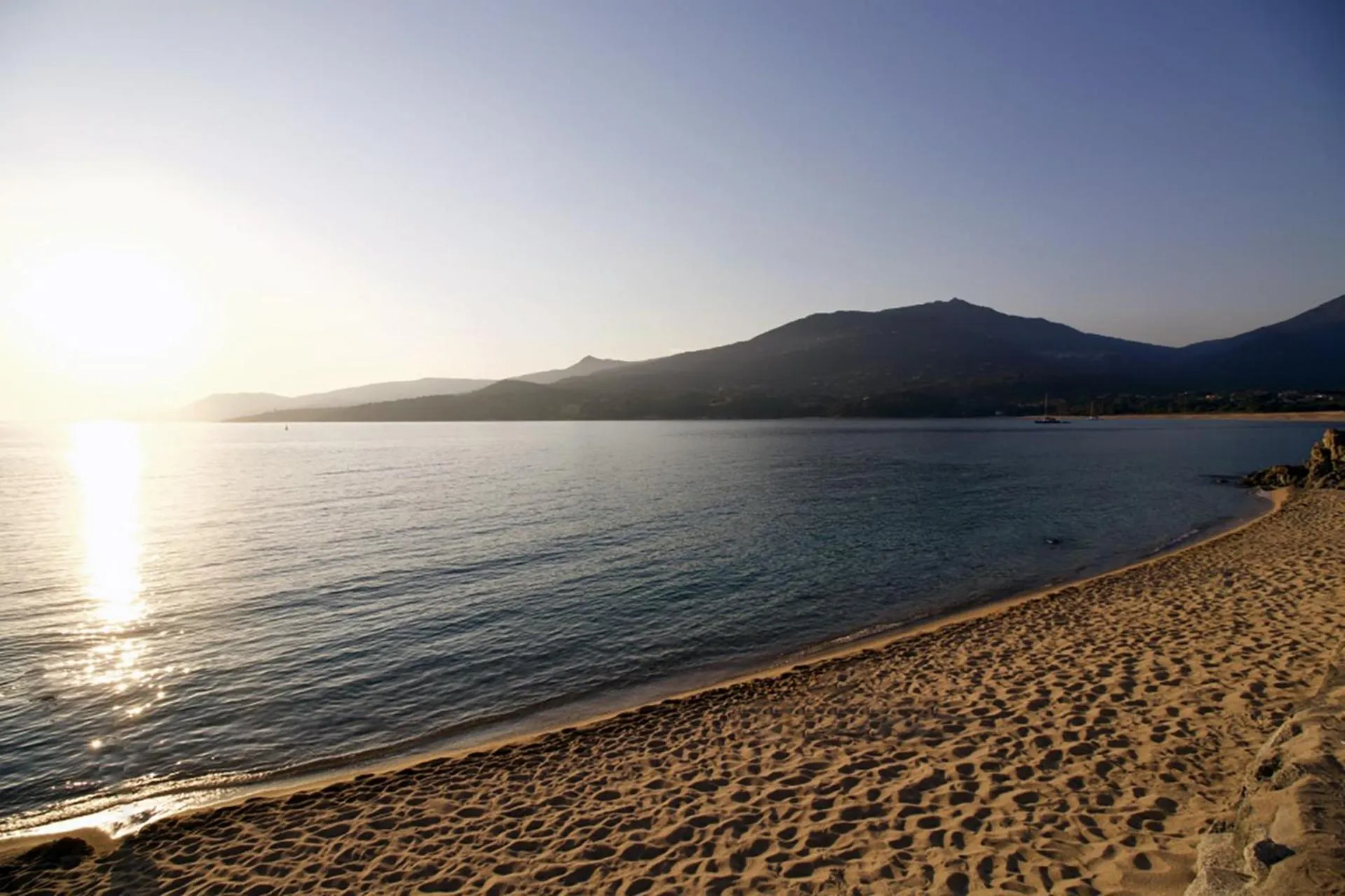 Natural landscape in Hôtel Sampiero