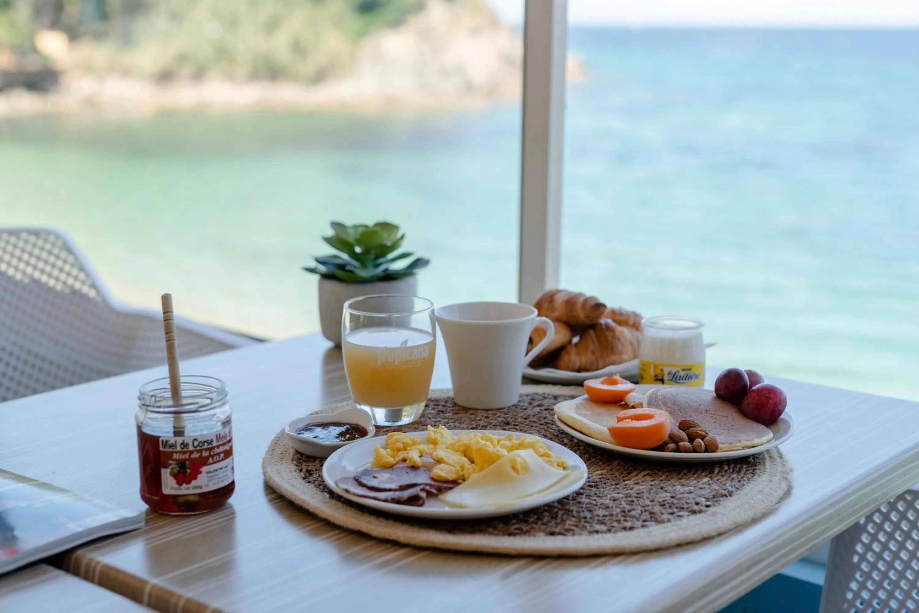 Breakfast in Hôtel Sampiero