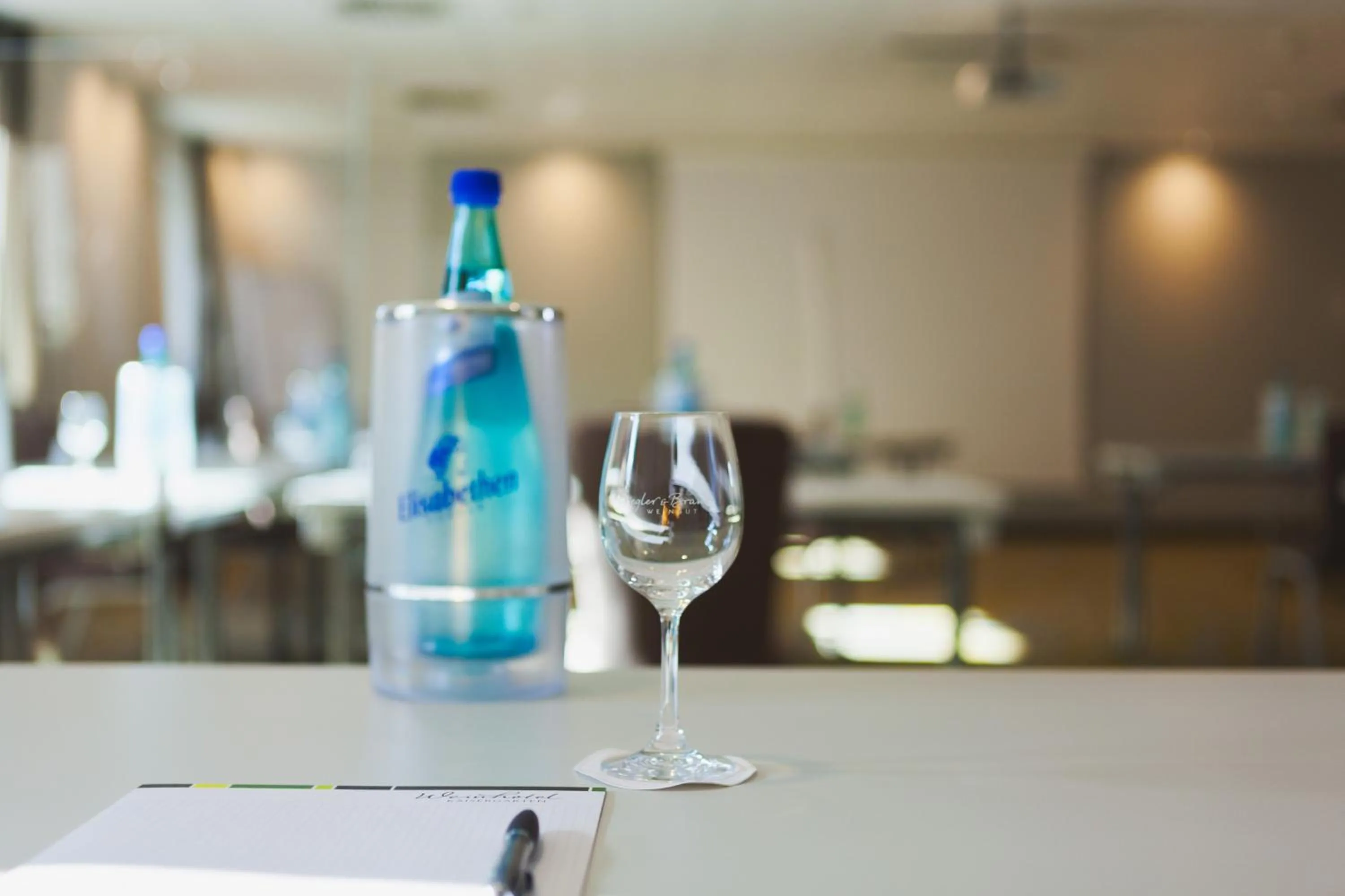 Meeting/conference room in Weinhotel Kaisergarten