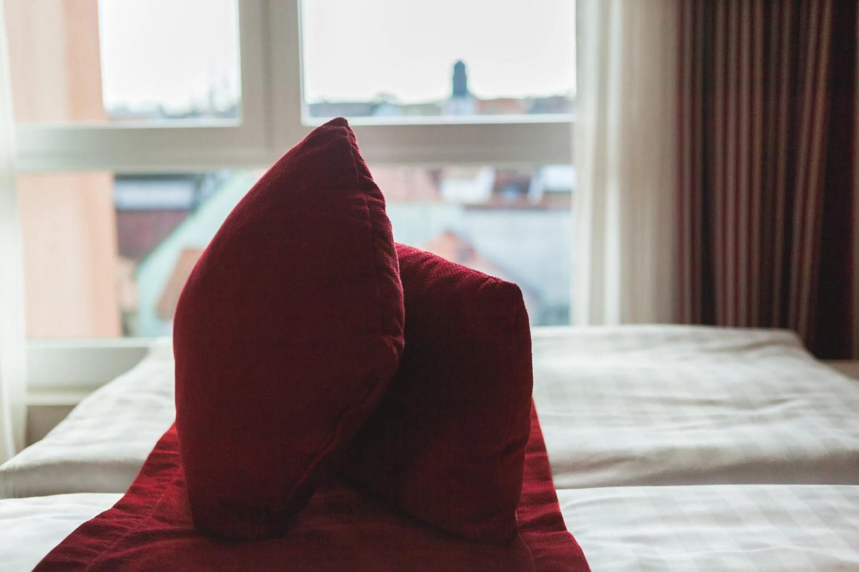Photo of the whole room, Bed in Weinhotel Kaisergarten