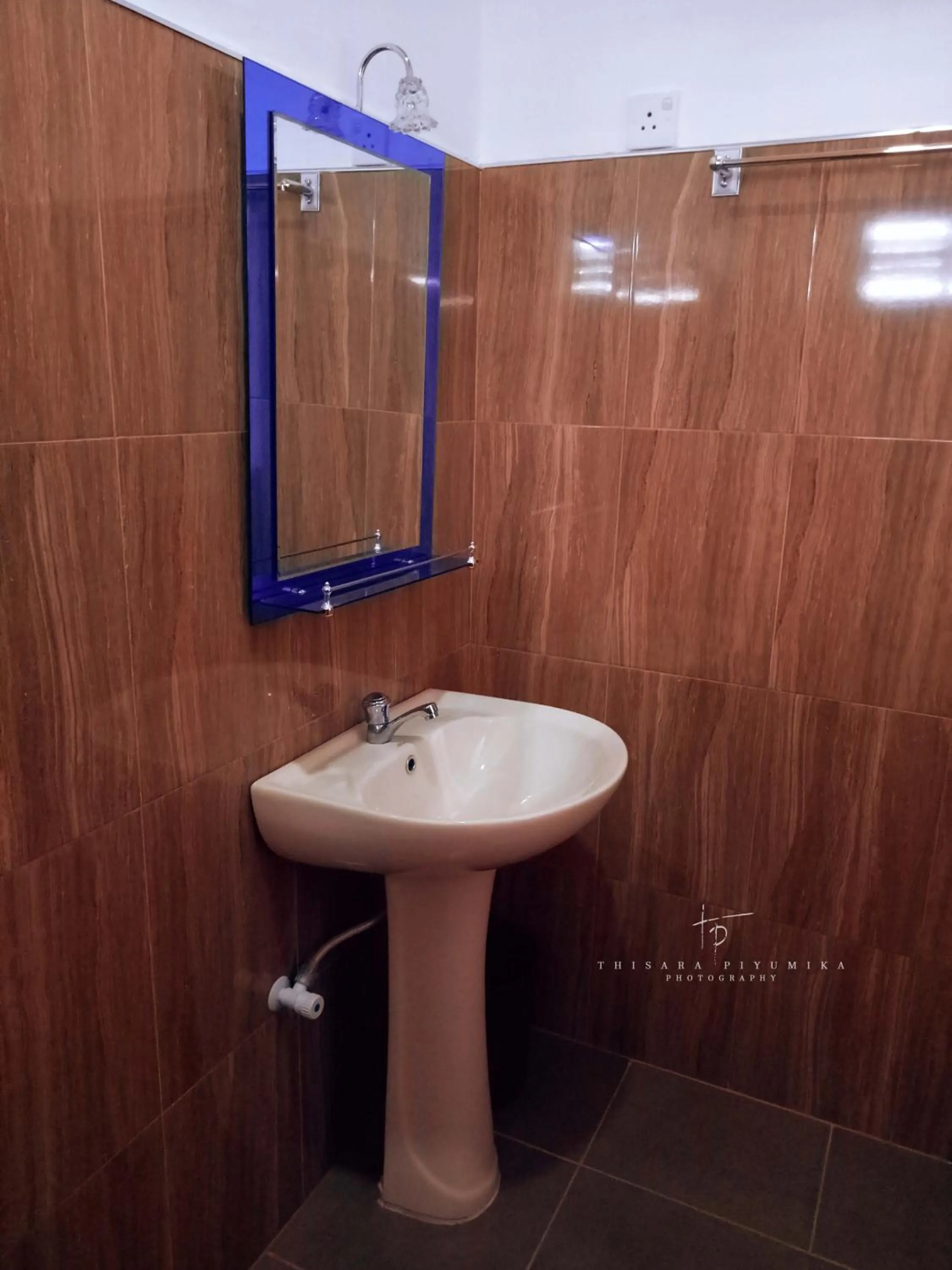 Bathroom in Takeshi Inn