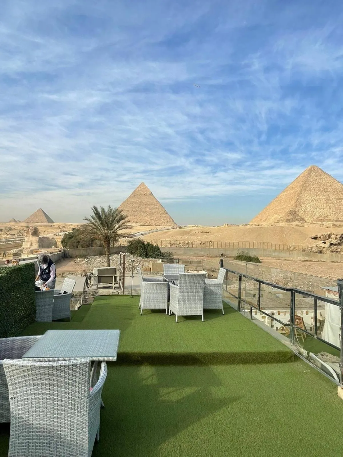 Suite with Balcony in White House Pyramids view