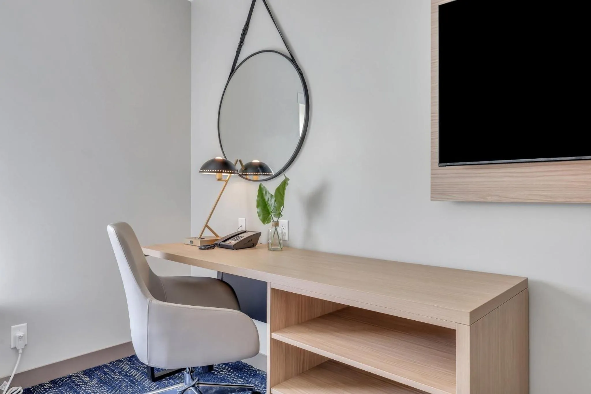 hair dresser in The Kingston