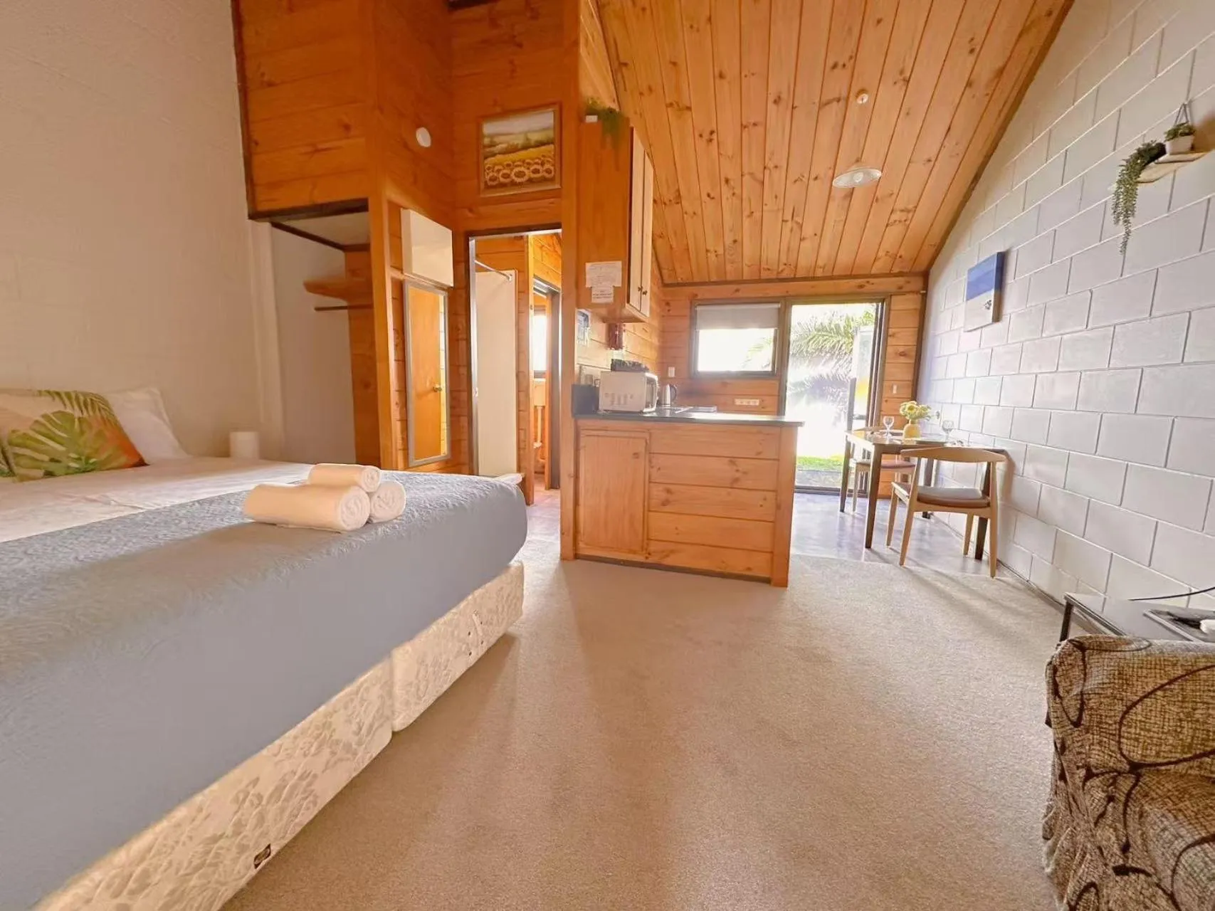 Bed in Orewa Motor Lodge