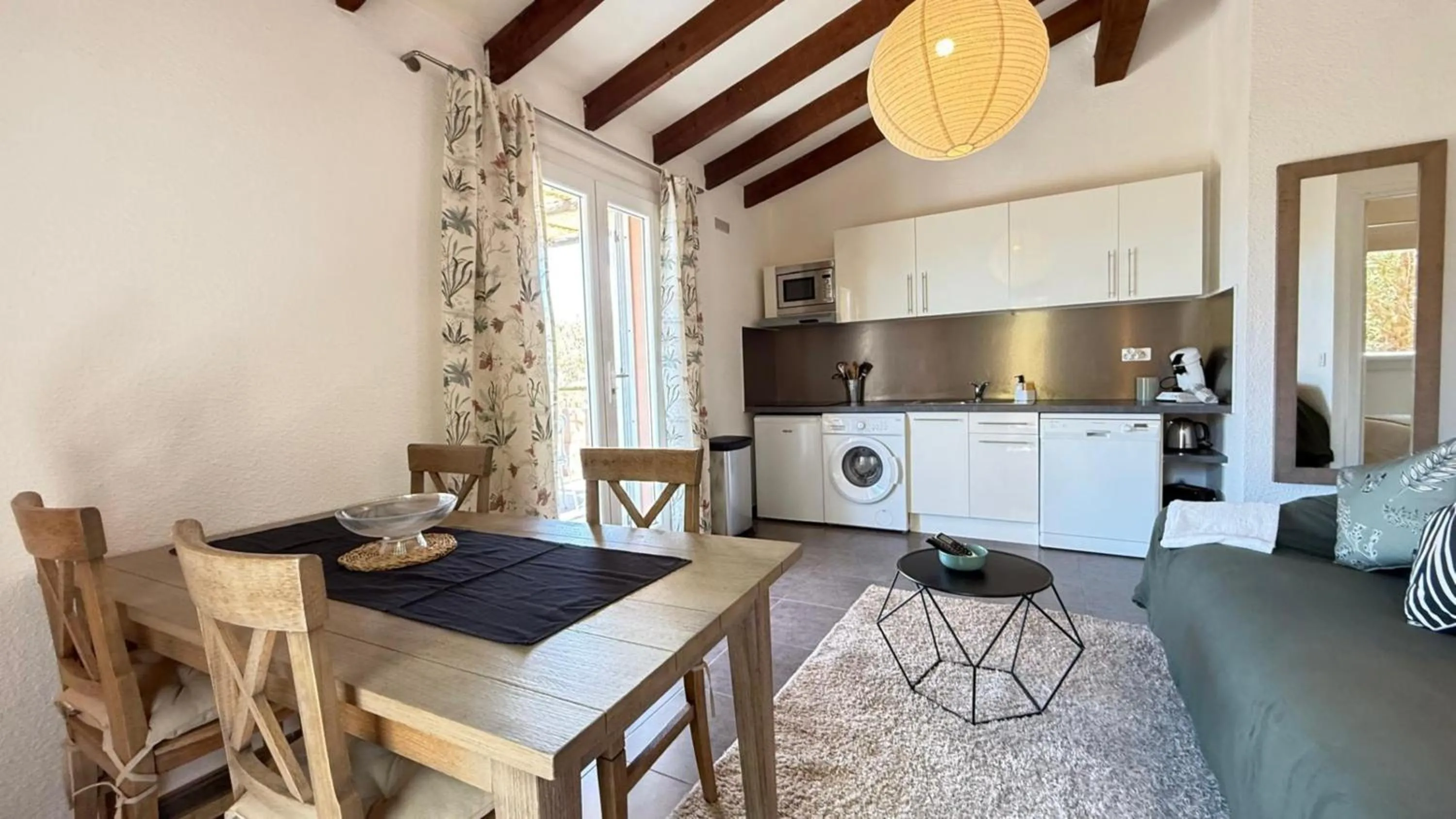 Residence Bellavista à Santa Giulia, proche de la plage et vue mer