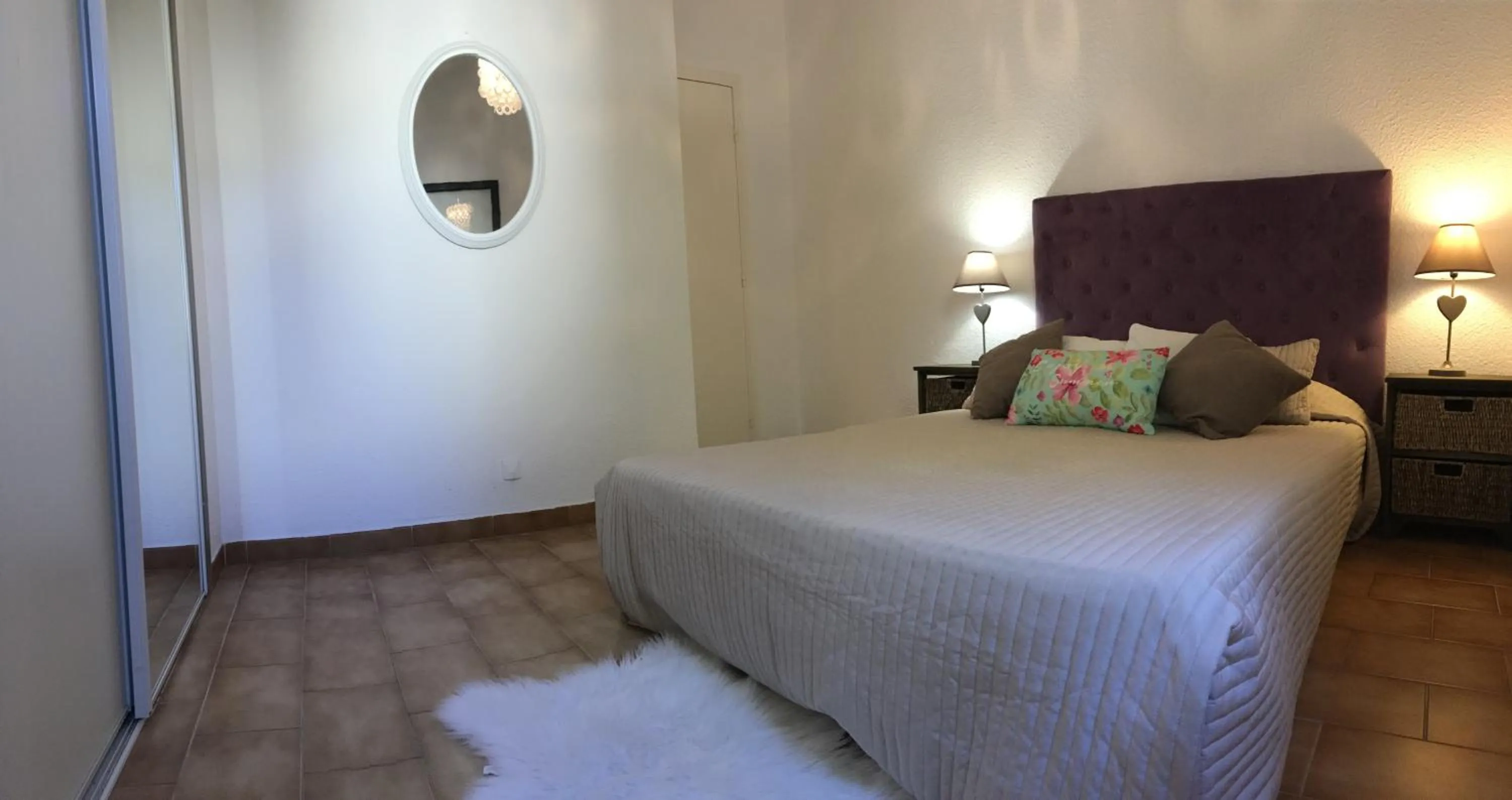 Bed in Residence Bellavista à Santa Giulia, proche de la plage et vue mer