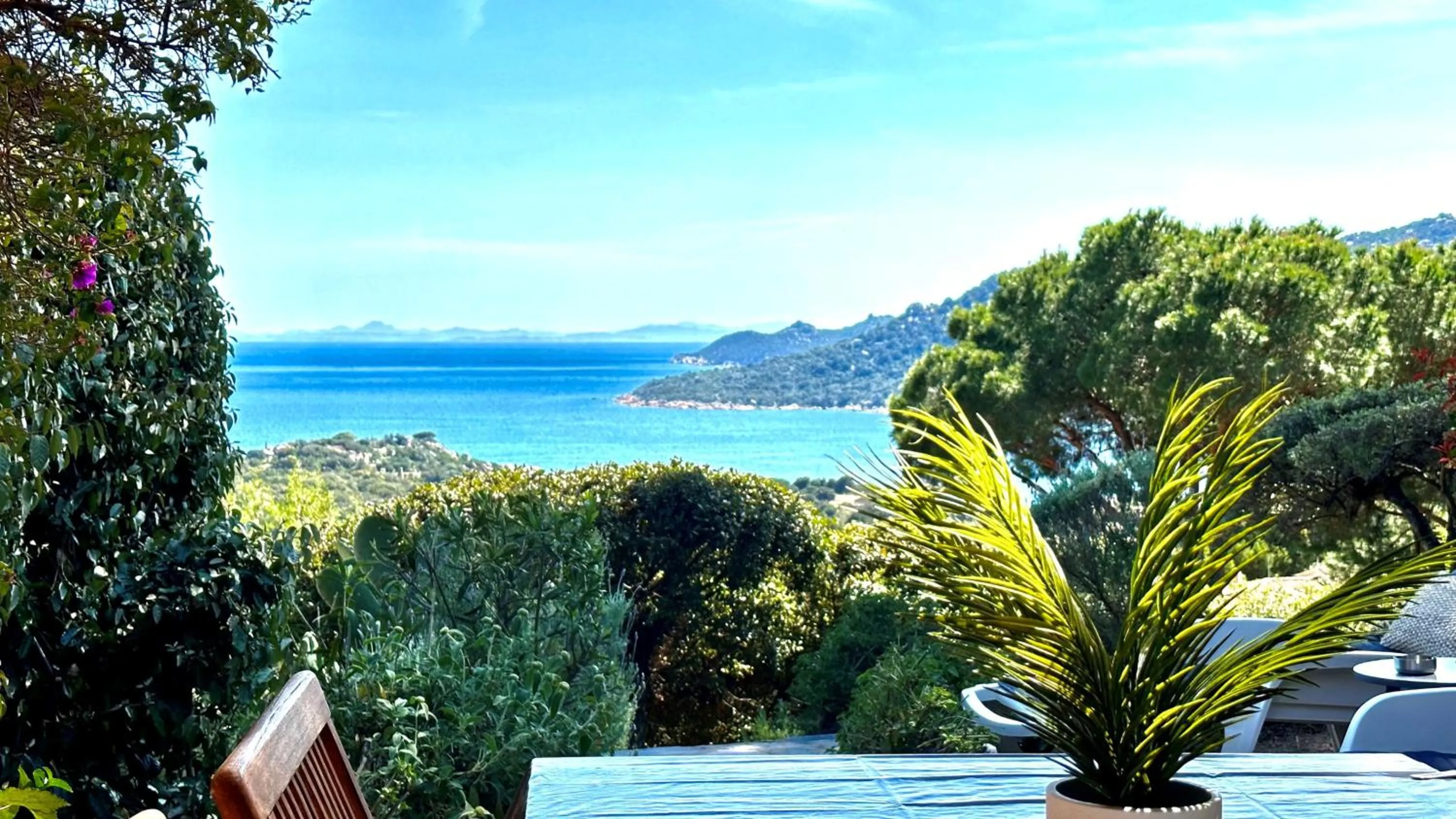 Residence Bellavista à Santa Giulia, proche de la plage et vue mer