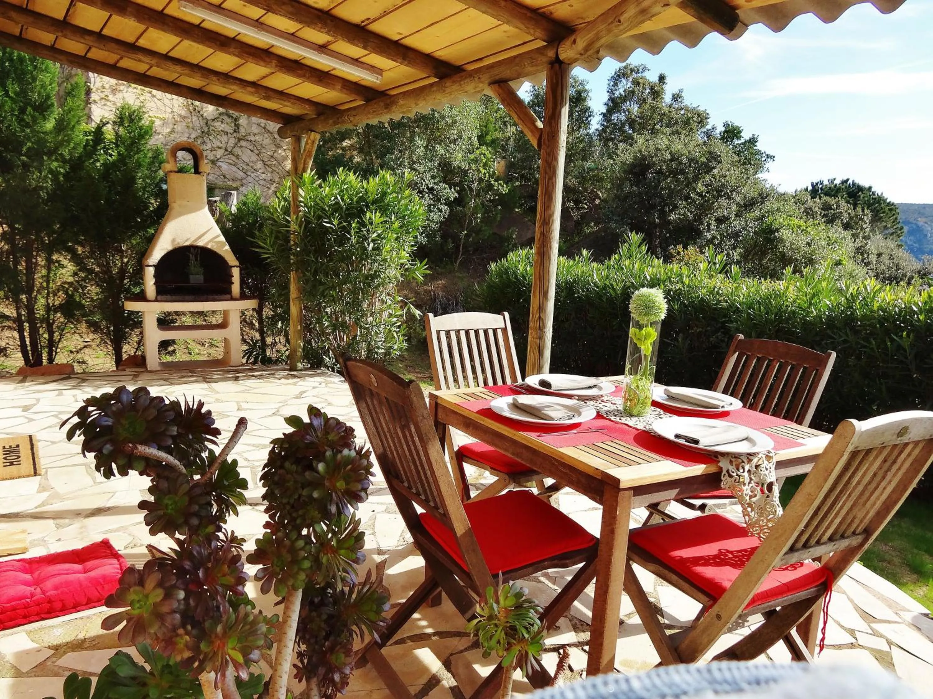 Patio in Residence Bellavista à Santa Giulia, proche de la plage et vue mer