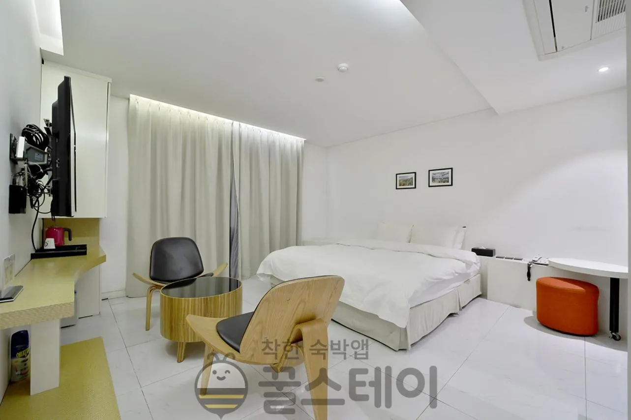 Bed in Golden Hotel Incheon