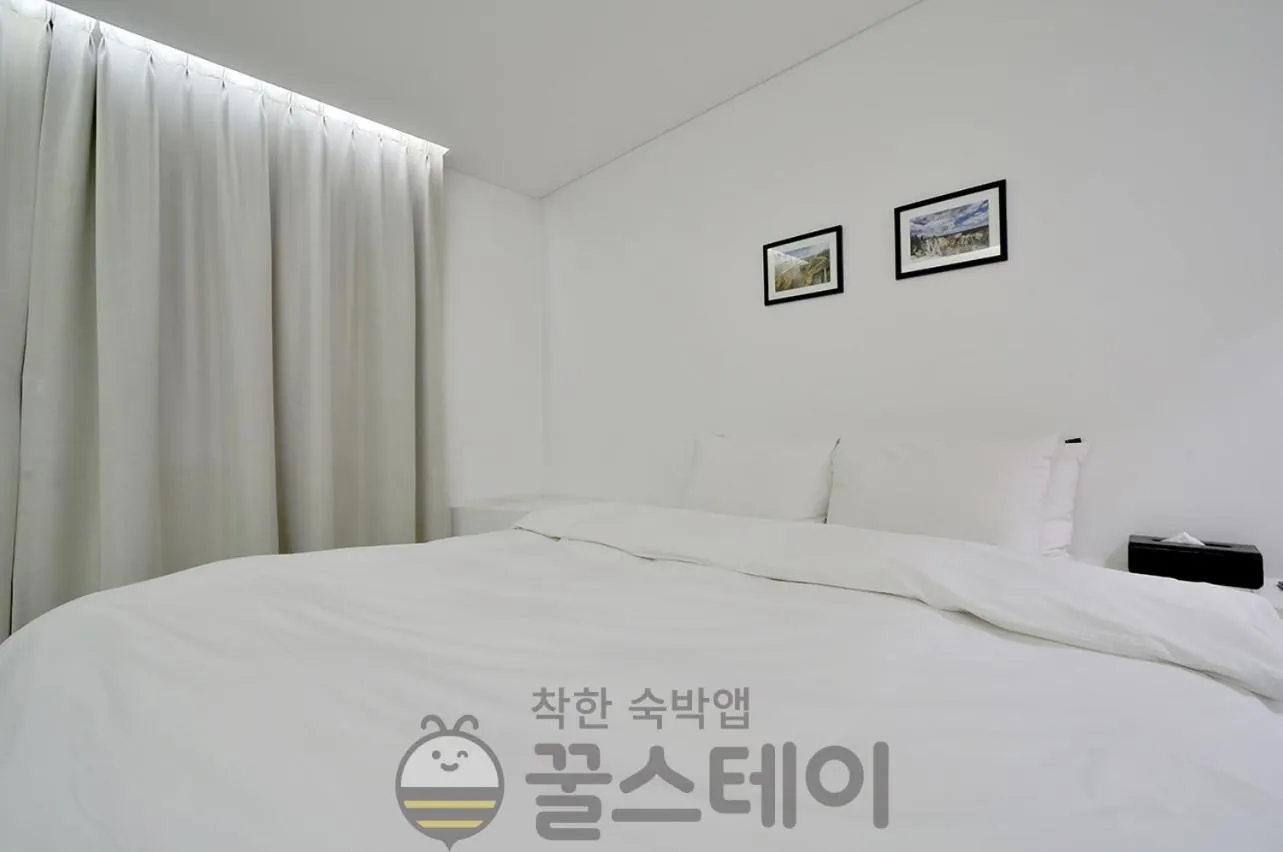 Bed in Golden Hotel Incheon