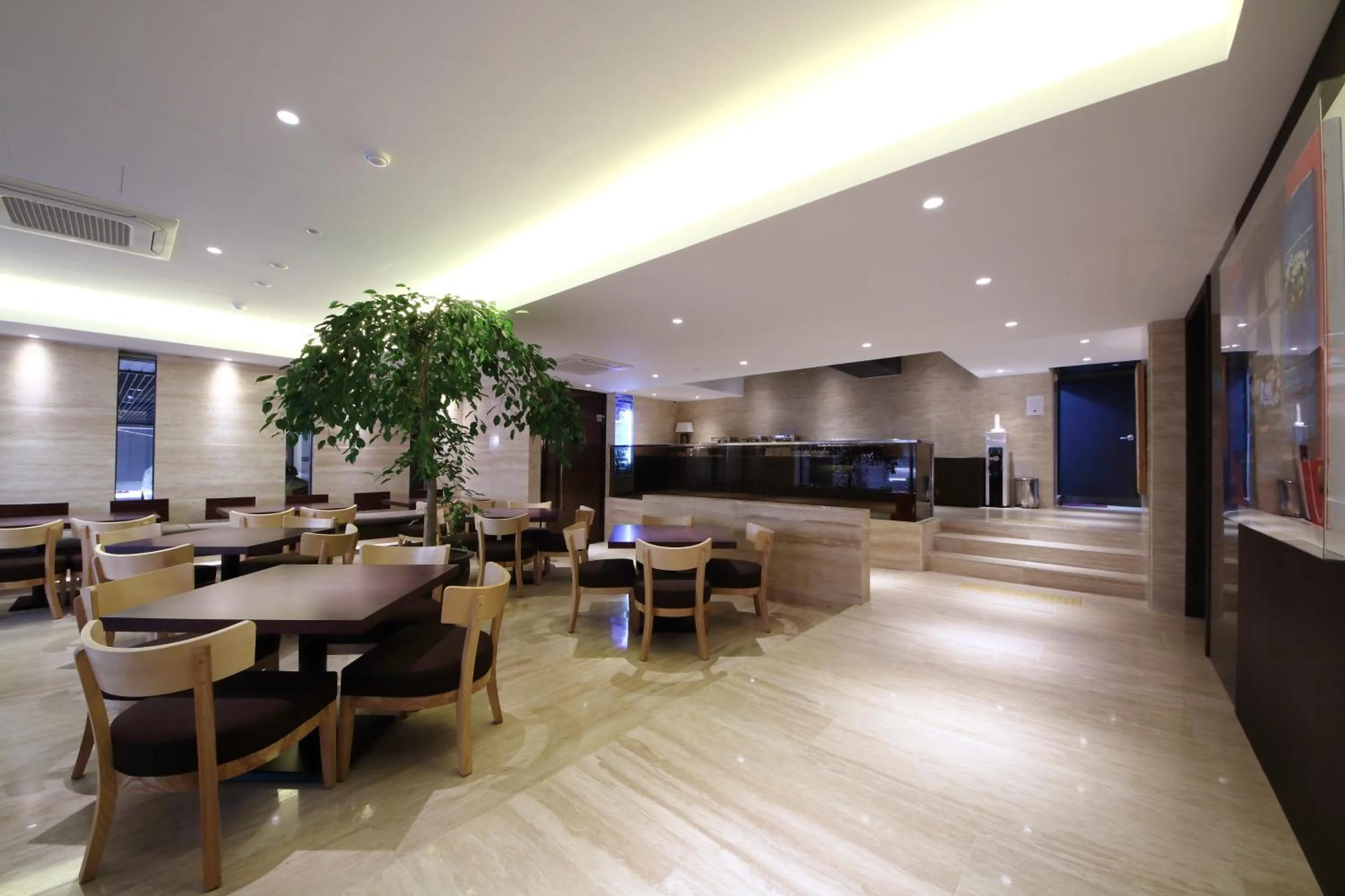 Restaurant/places to eat in Golden Hotel Incheon