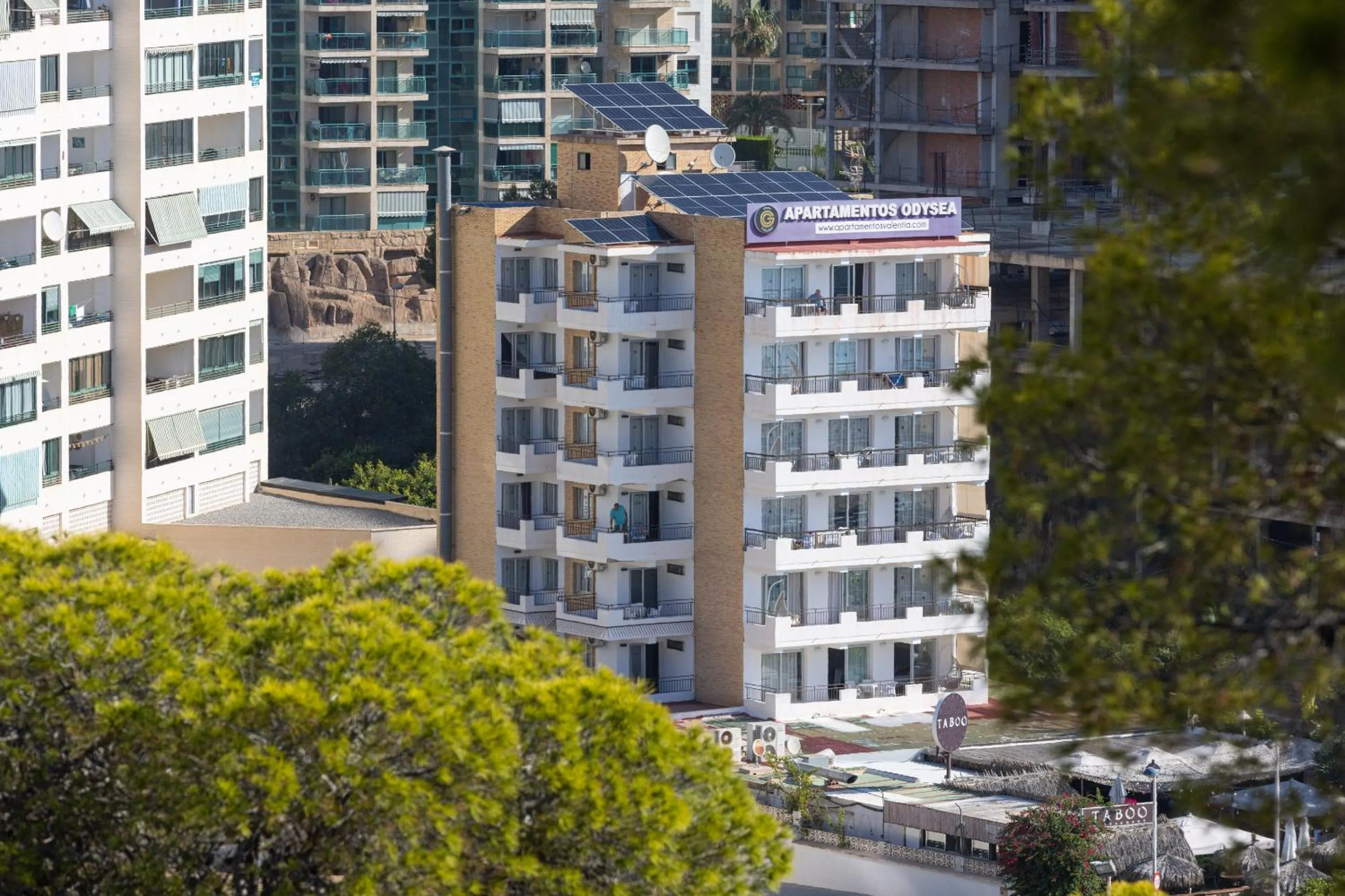 Property building in Apartamentos Odysea By Apartamentos Valentia