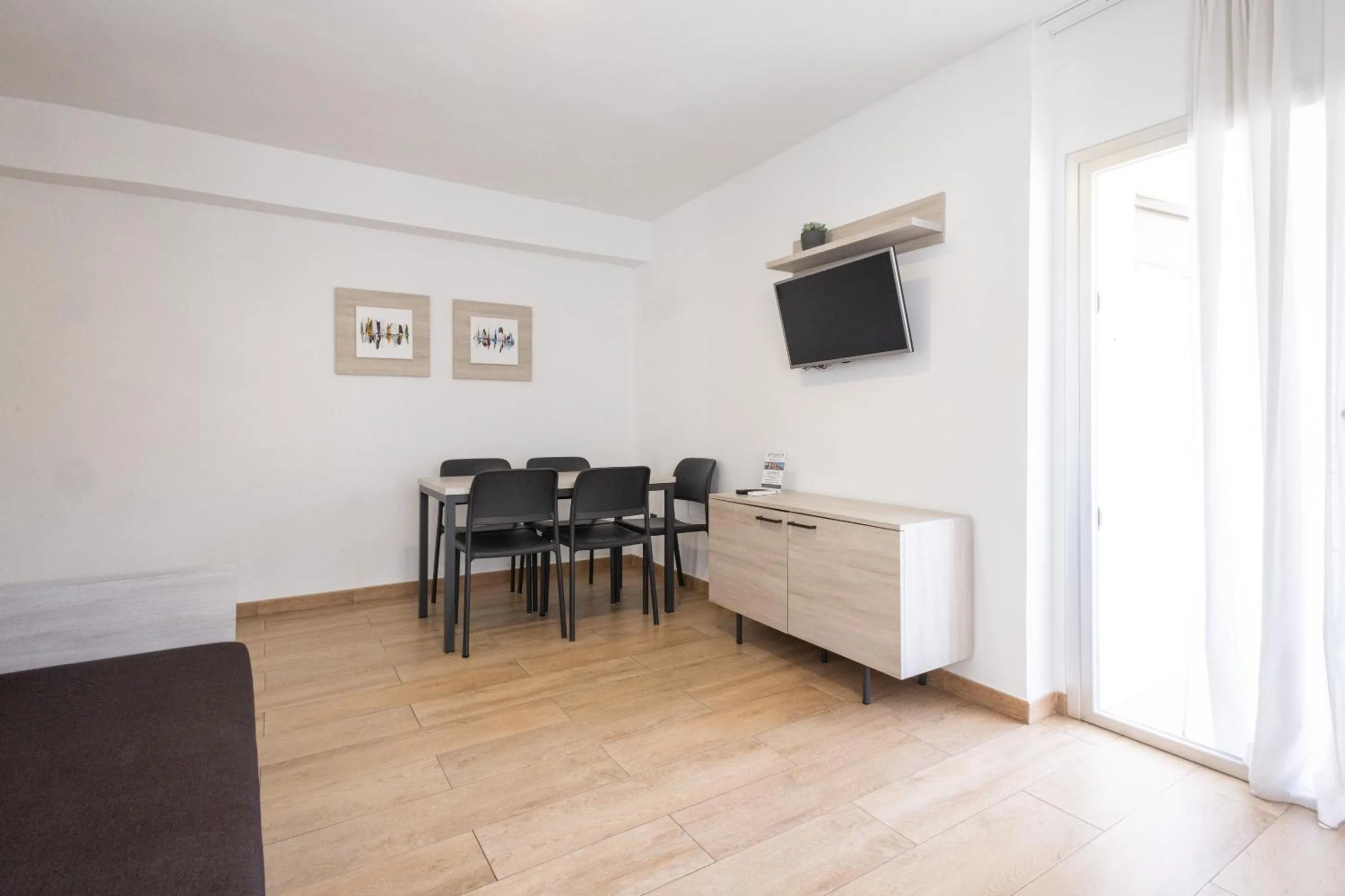 TV and multimedia in Apartamentos Odysea By Apartamentos Valentia