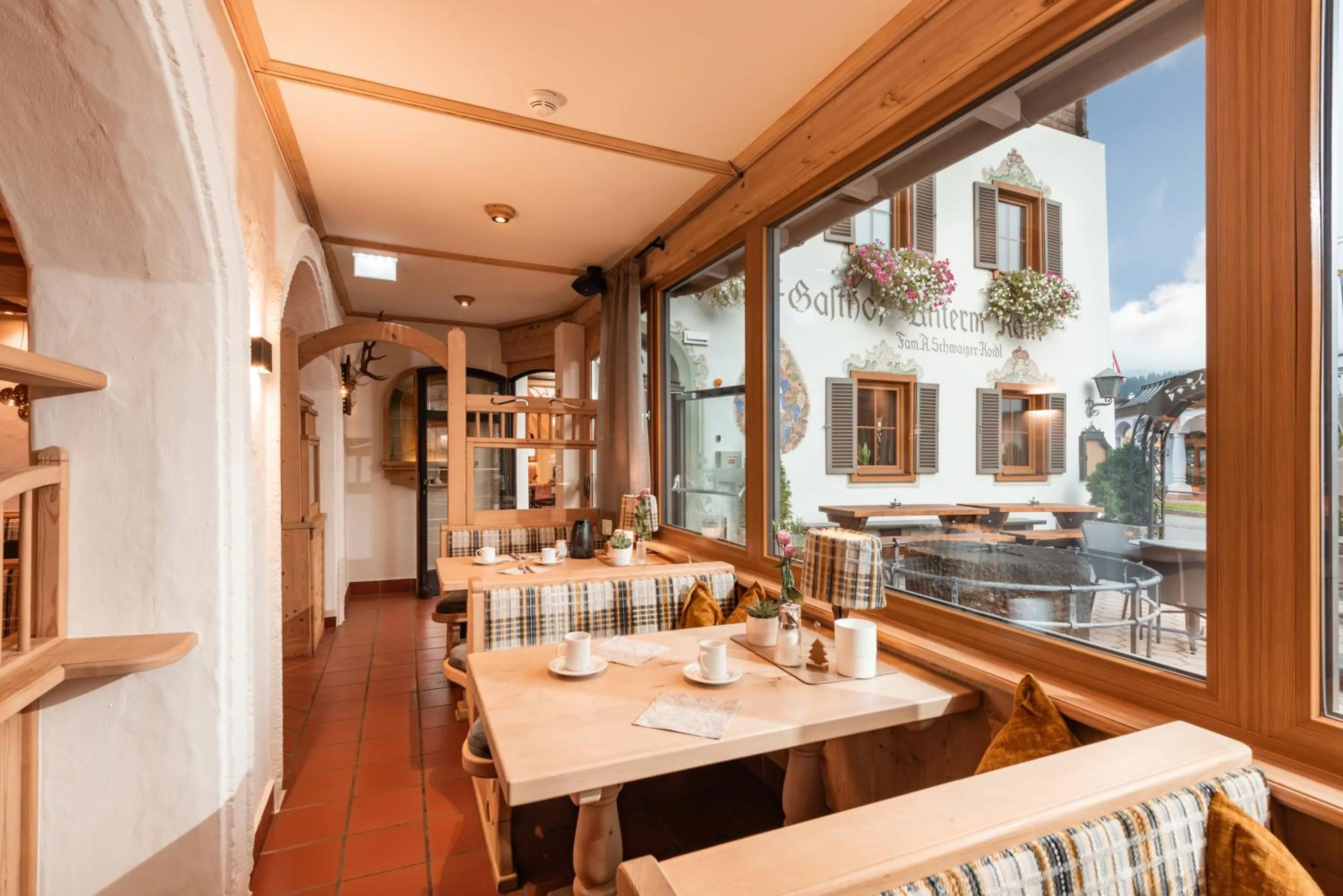 Seating area in Alpen Glück Hotel Unterm Rain garni