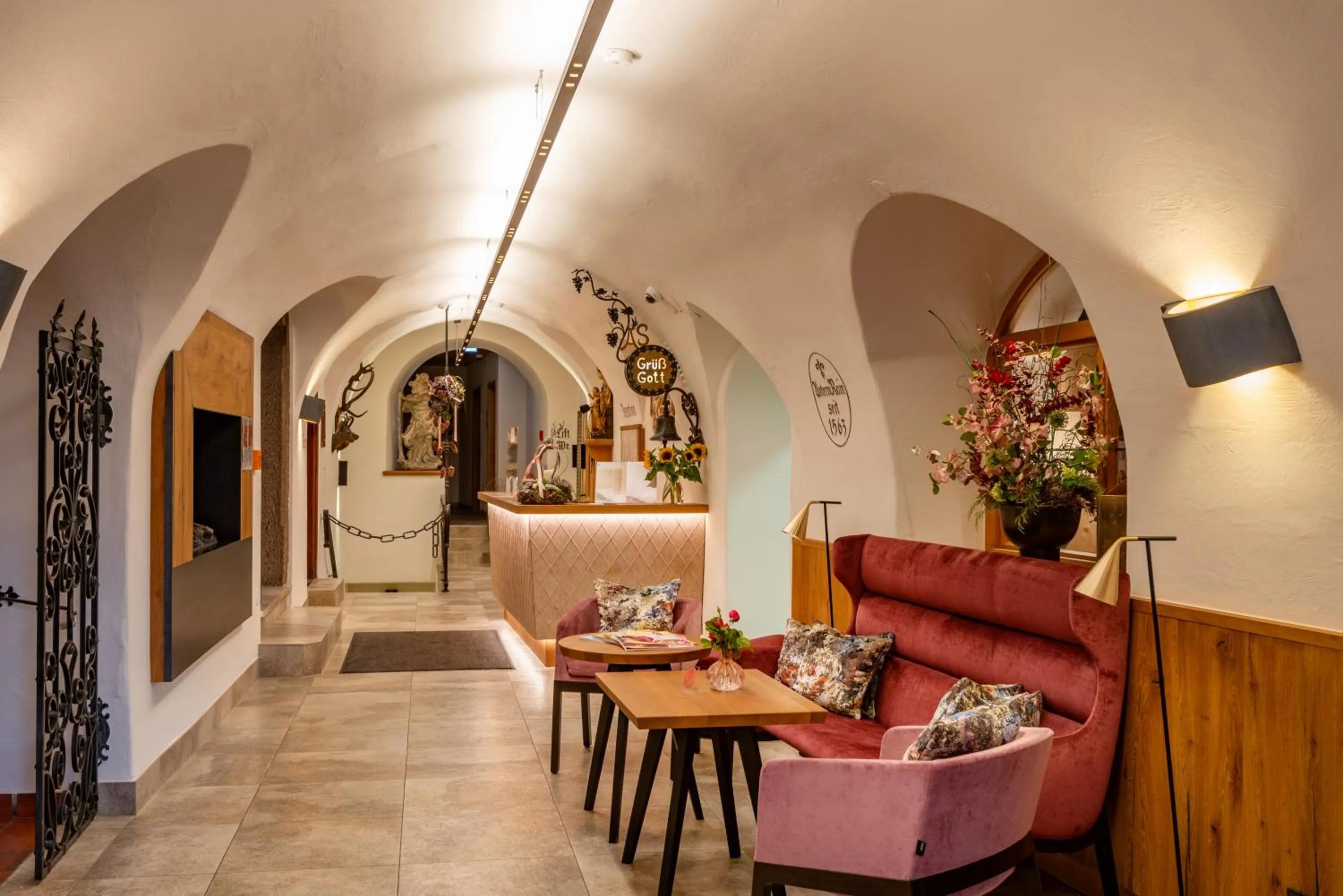 Facade/entrance in Alpen Glück Hotel Unterm Rain garni