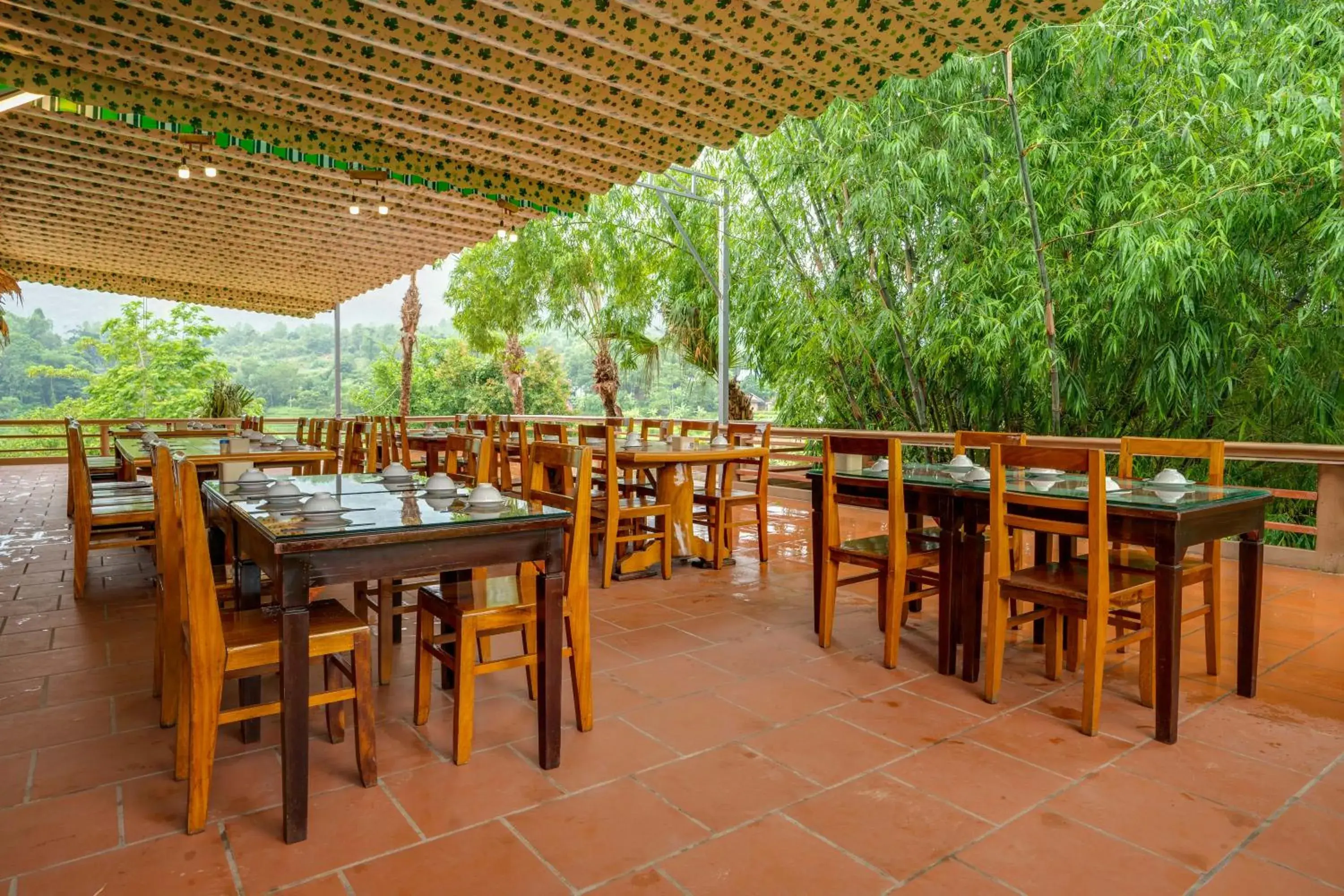 Restaurant/places to eat in Mai Chau Onsen Retreat Restaurant/places to eat in Mai Chau Onsen Retreat