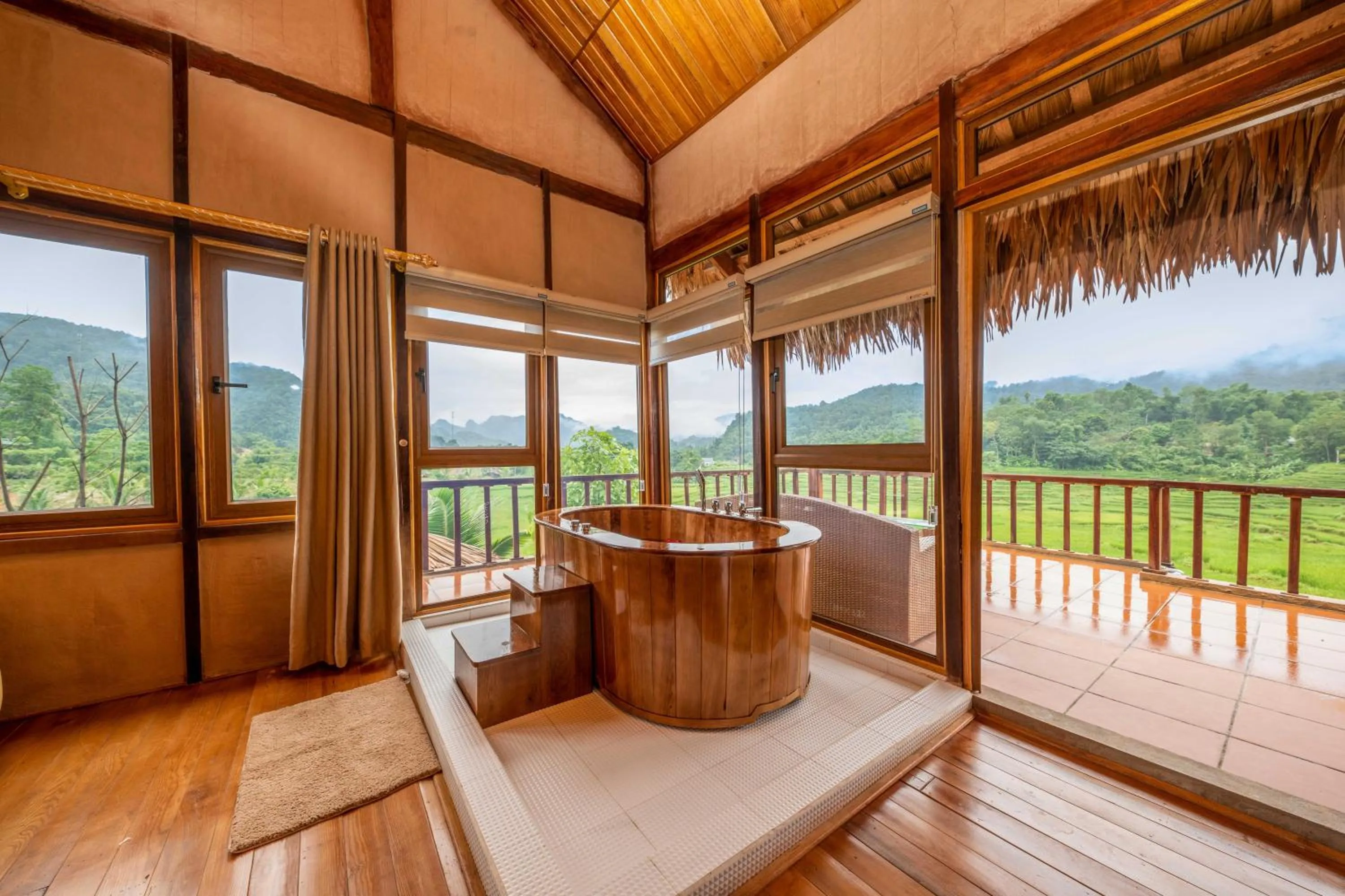 Bathroom in Mai Chau Onsen Retreat