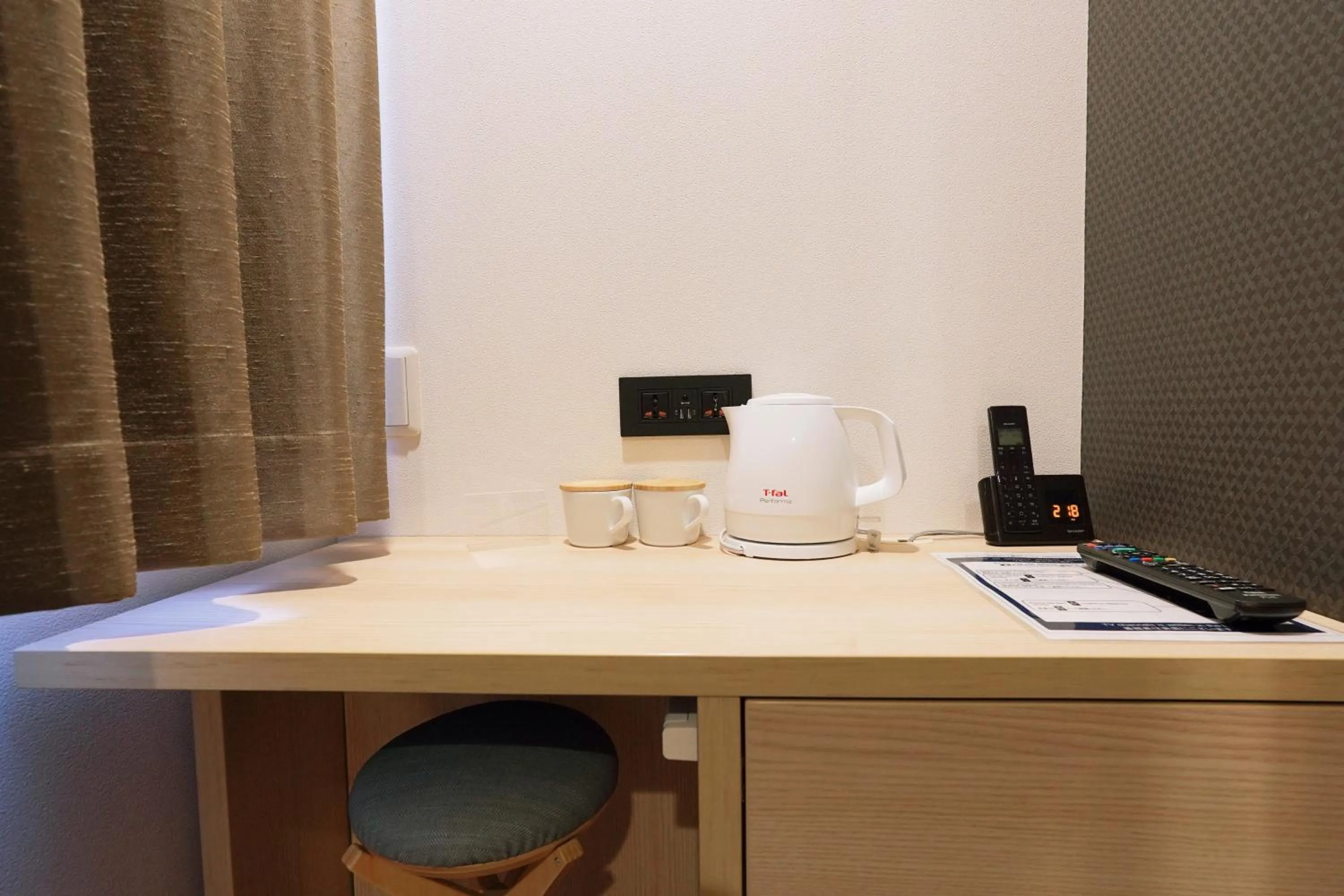 Photo of the whole room in Park Central Sakura Hotel