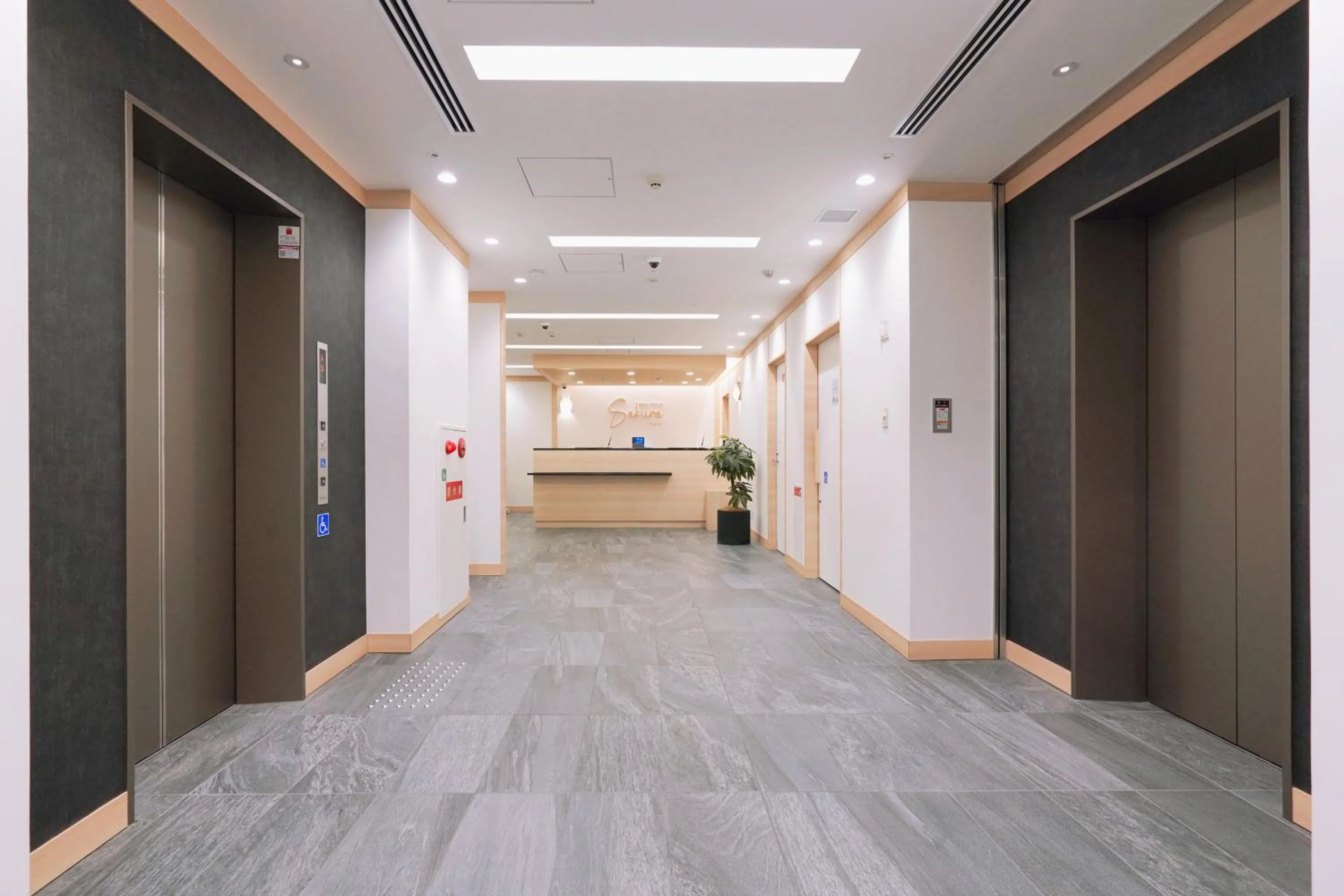 Lobby or reception in Park Central Sakura Hotel