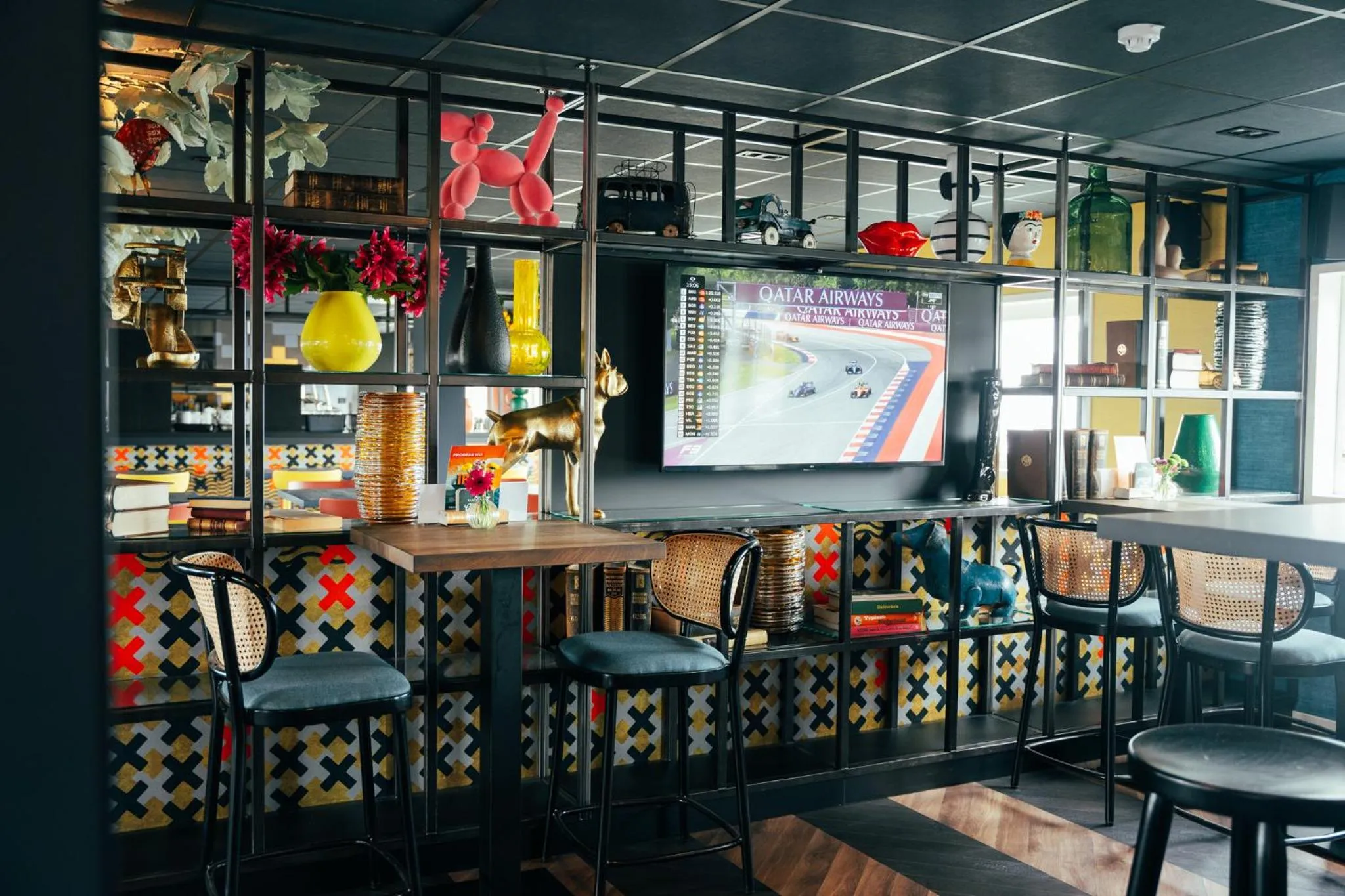 Communal lounge/ TV room in Botel