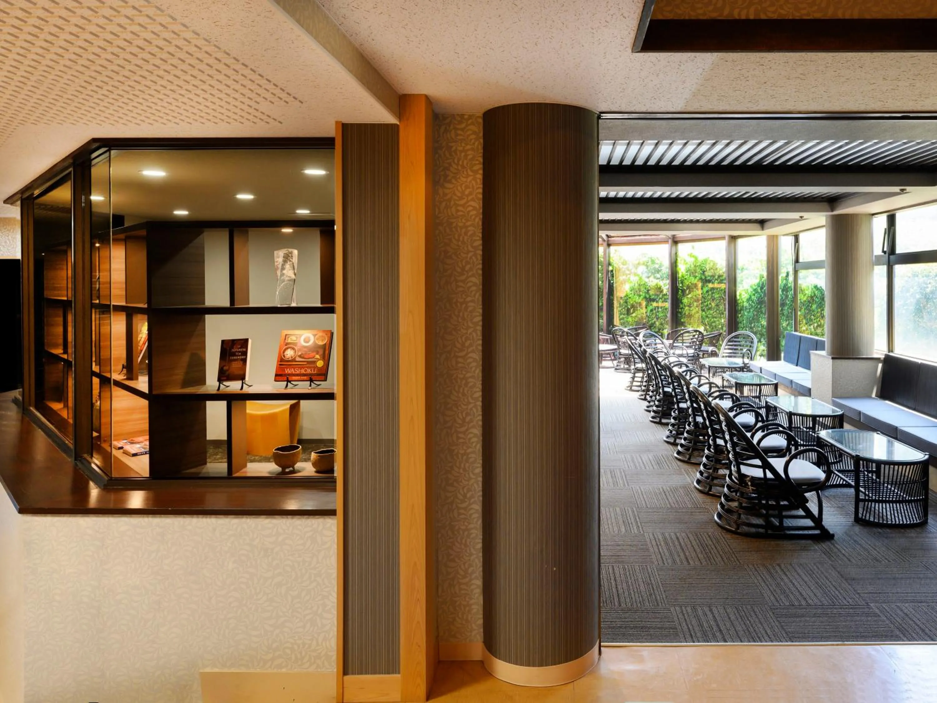 Lounge or bar in KAMENOI HOTEL Nachi Katsuura