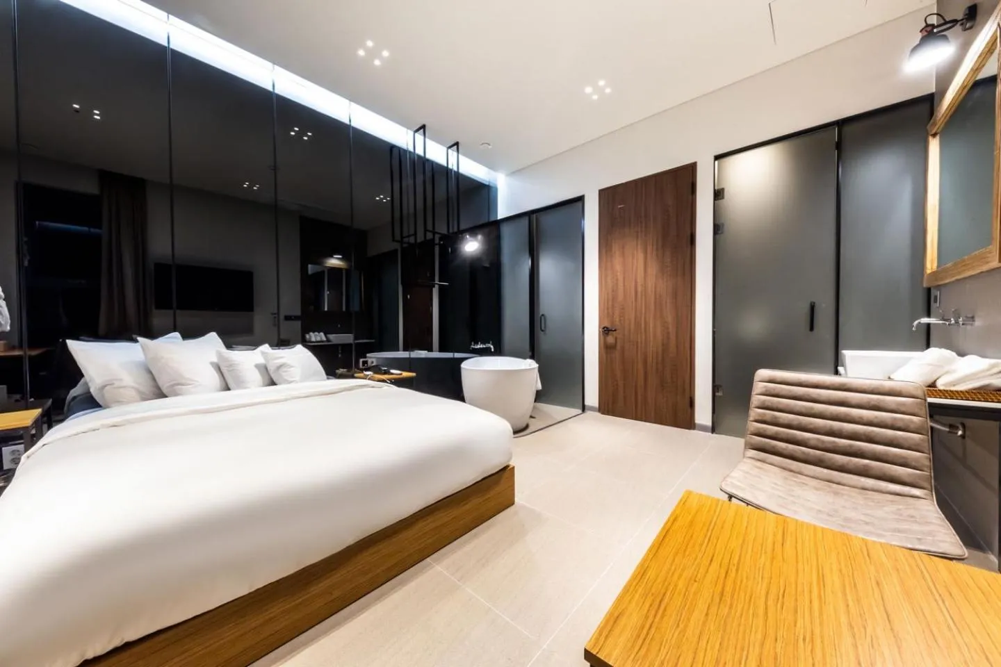 Bed in Hotel The Artist Yeonsinnae