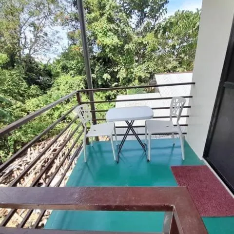 Balcony/Terrace in Palawan-Residence B&B