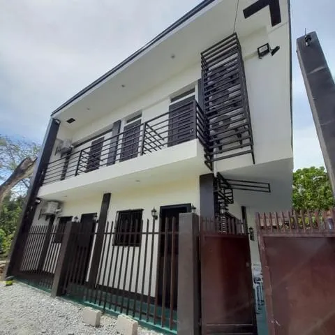 Property building in Palawan-Residence B&B