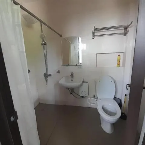Toilet in Palawan-Residence B&B