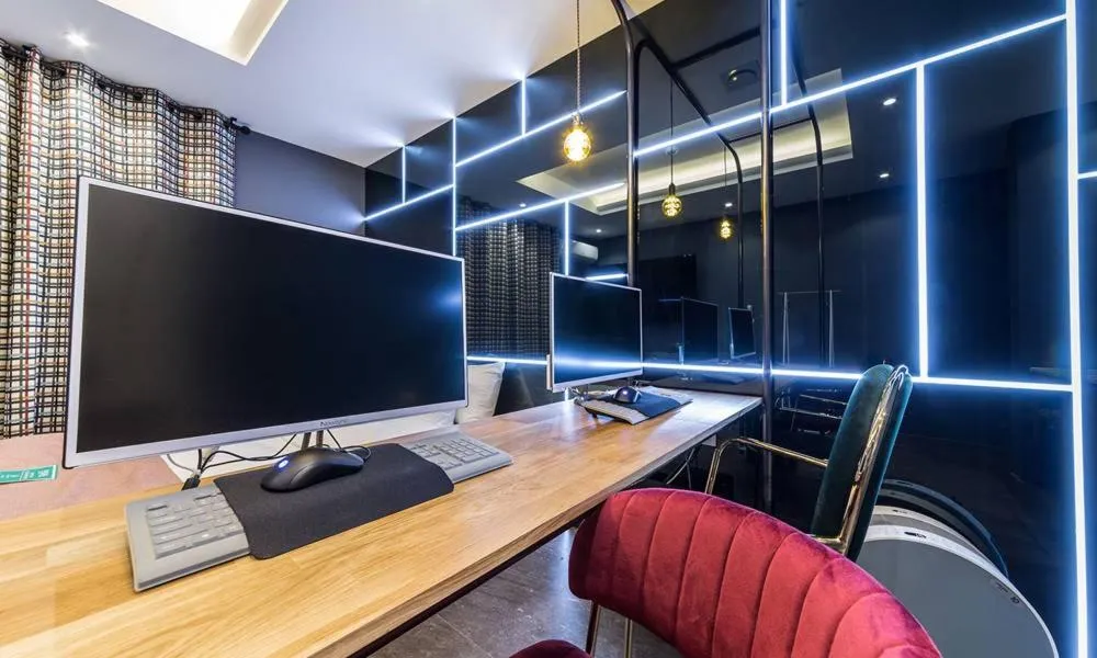 TV and multimedia in Guri Hotel In cafe