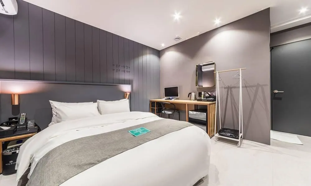 Bed in Guri Hotel In cafe