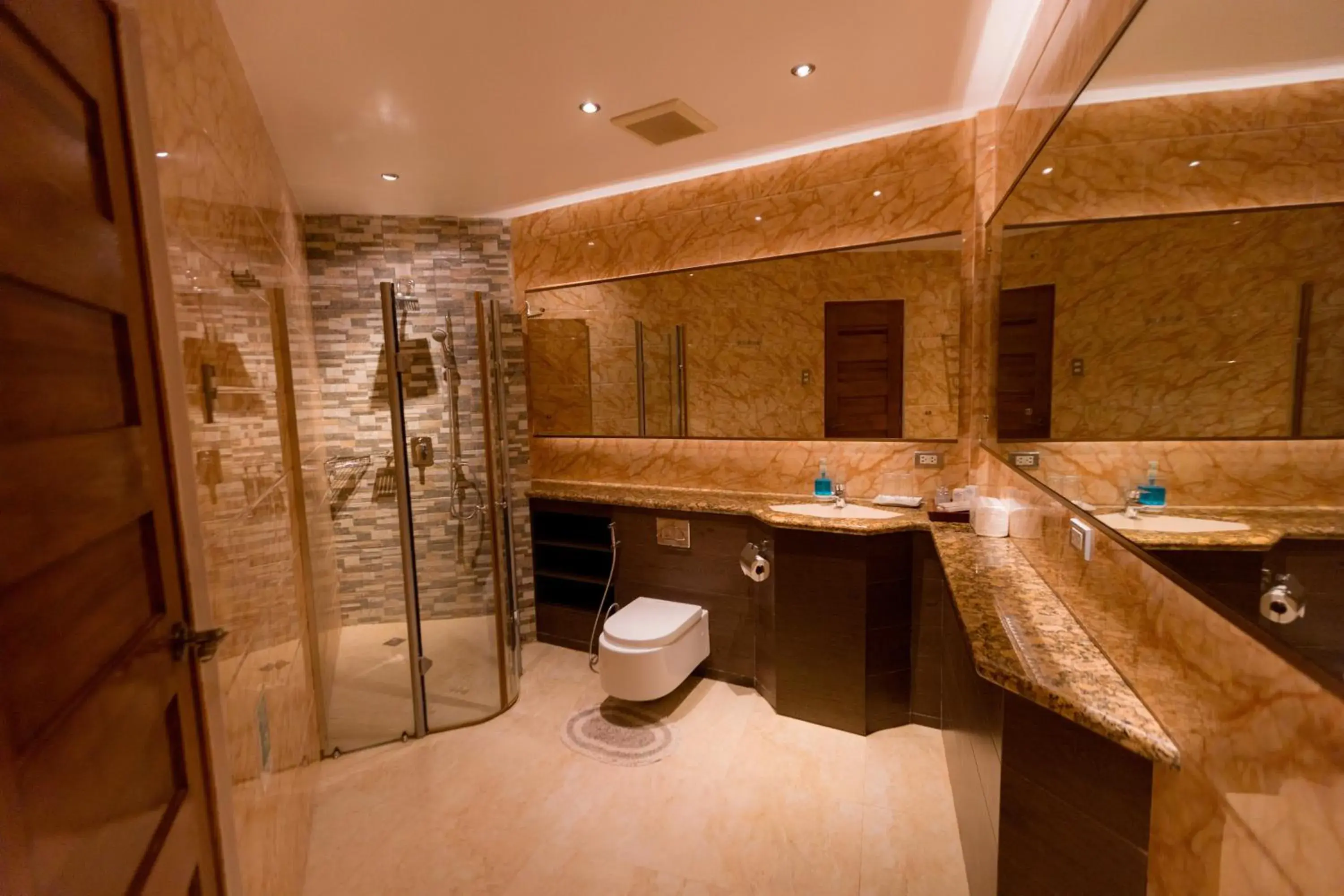 Bathroom in Bellagio Hills Hotel and Restaurant Bathroom in Bellagio Hills Hotel and Restaurant