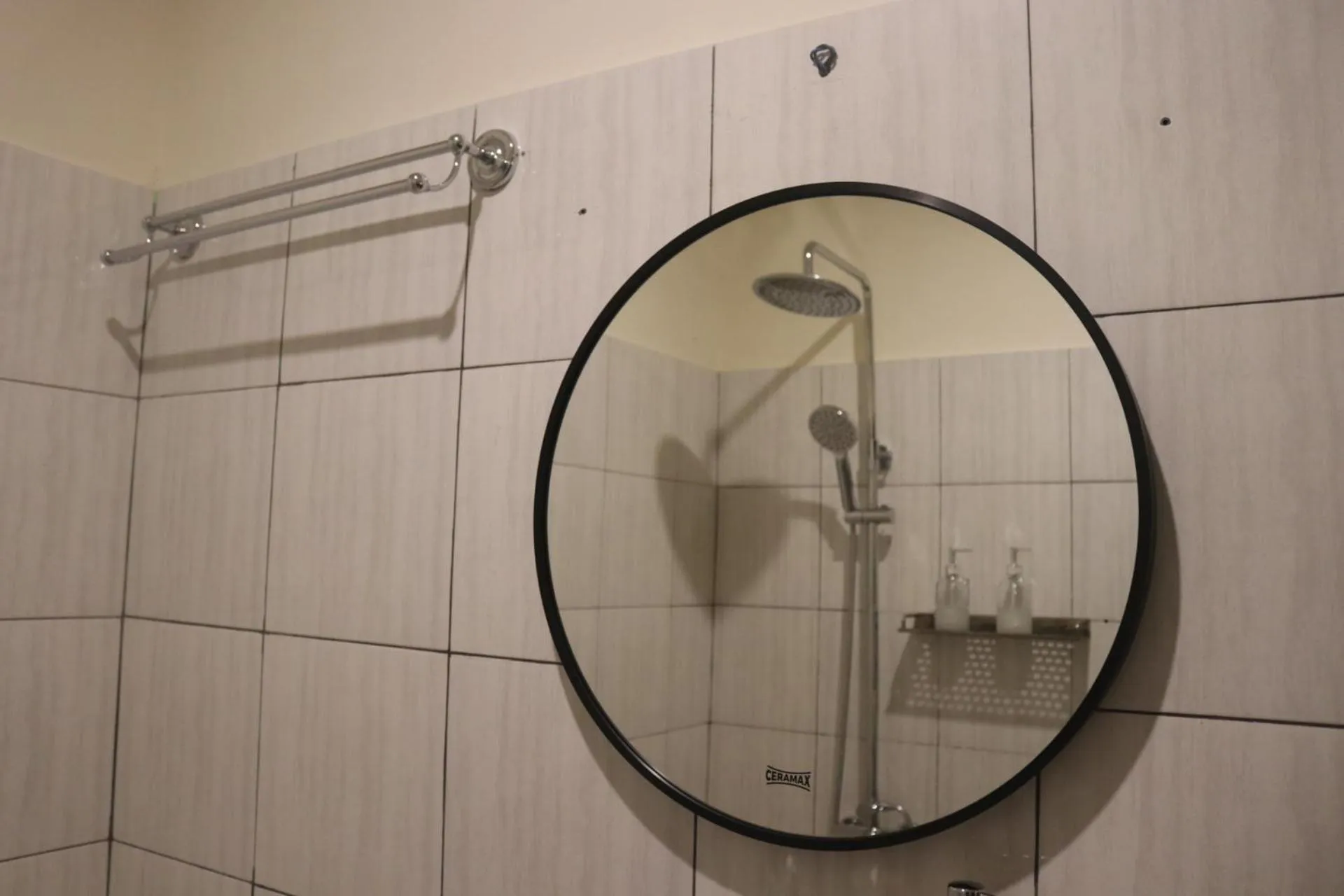 Shower in BALE DATU BUNGALLOW