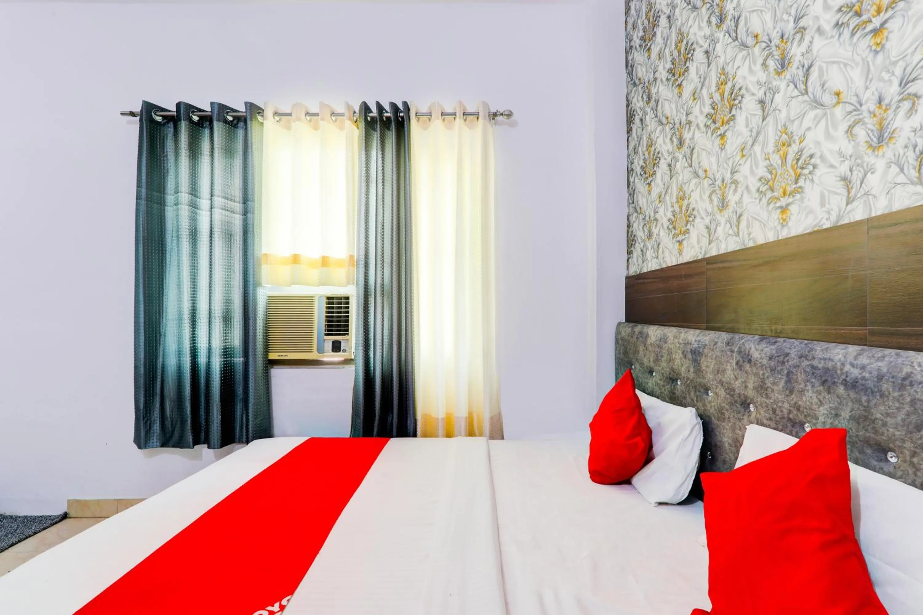 Bedroom, Bed in Hotel O Raama