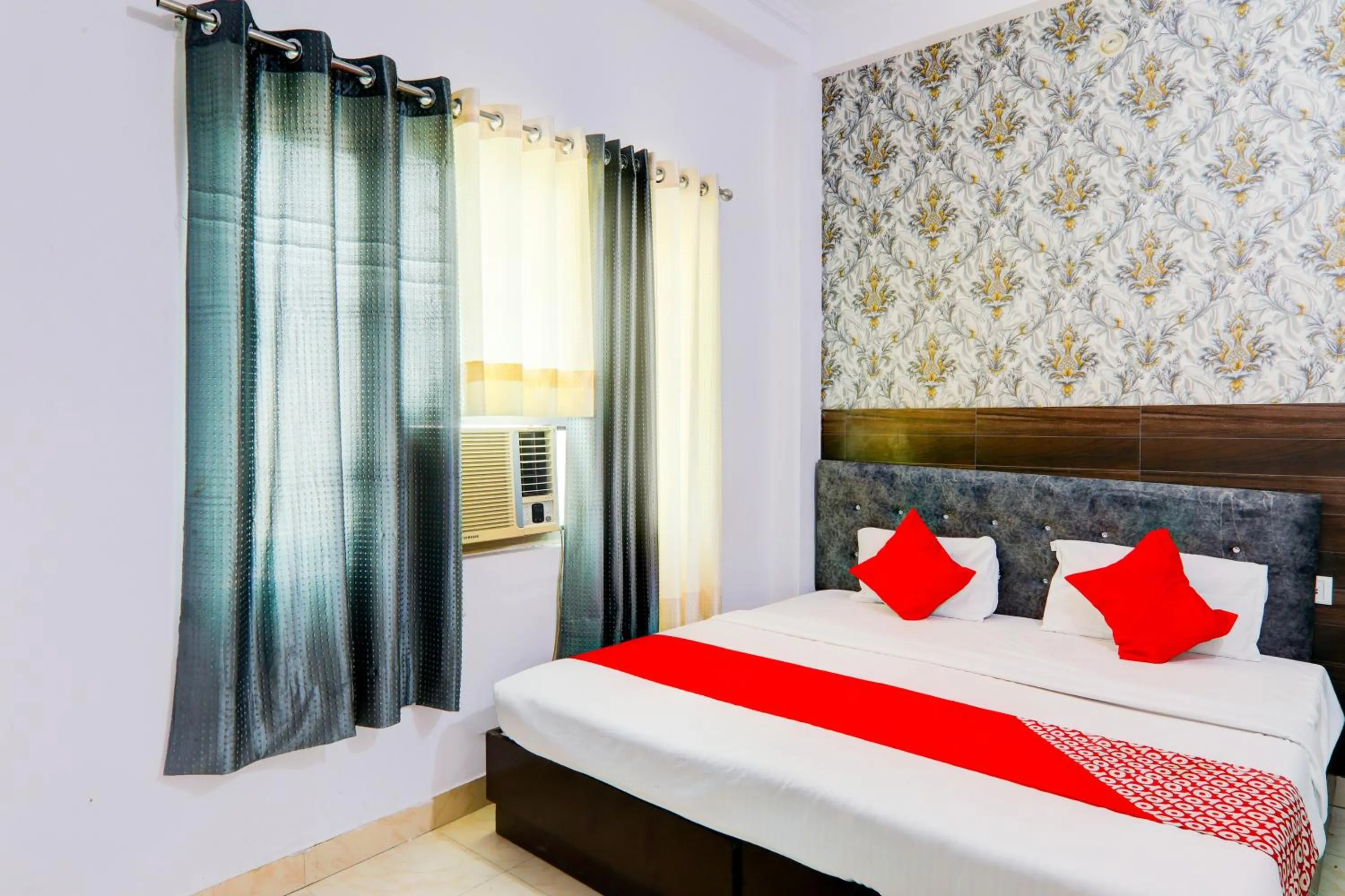 Bedroom, Bed in Hotel O Raama