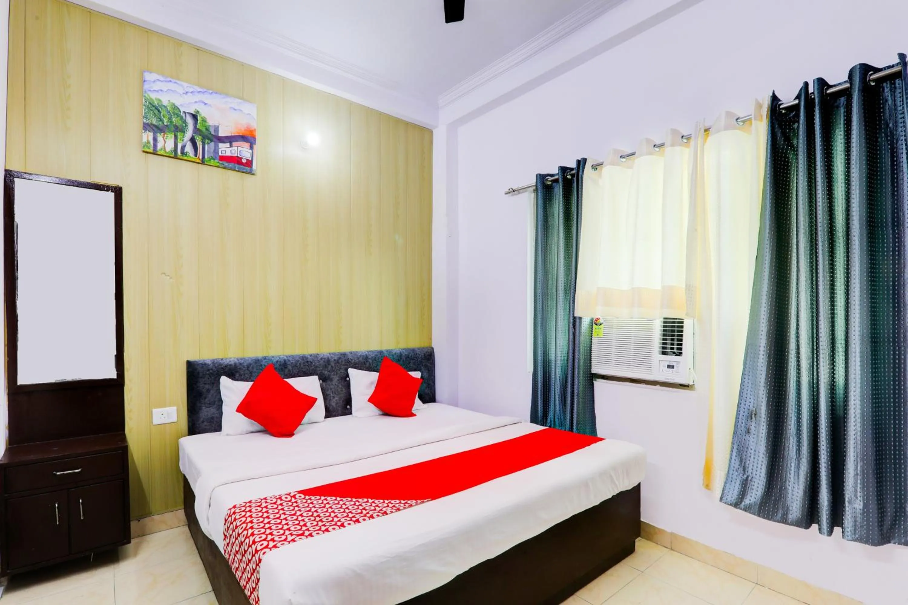 Bedroom, Bed in Super Hotel O Raama