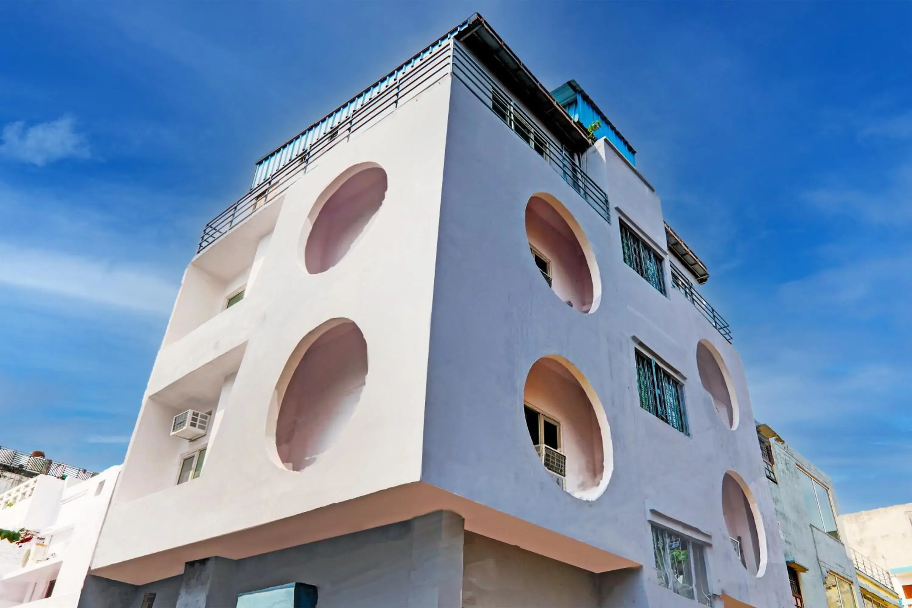 Facade/entrance in Super Hotel O Raama Facade/entrance in Super Hotel O Raama