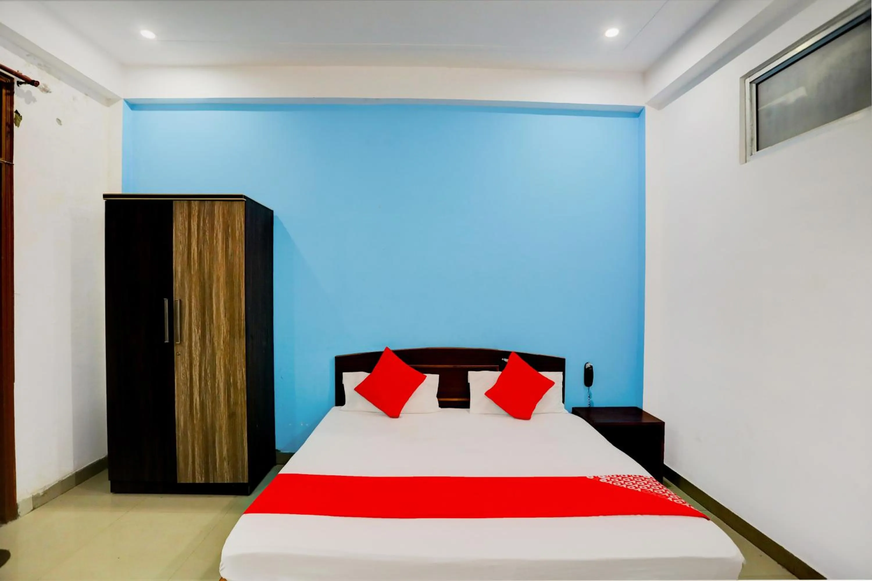 Bedroom in Hotel O Virasat Guest House