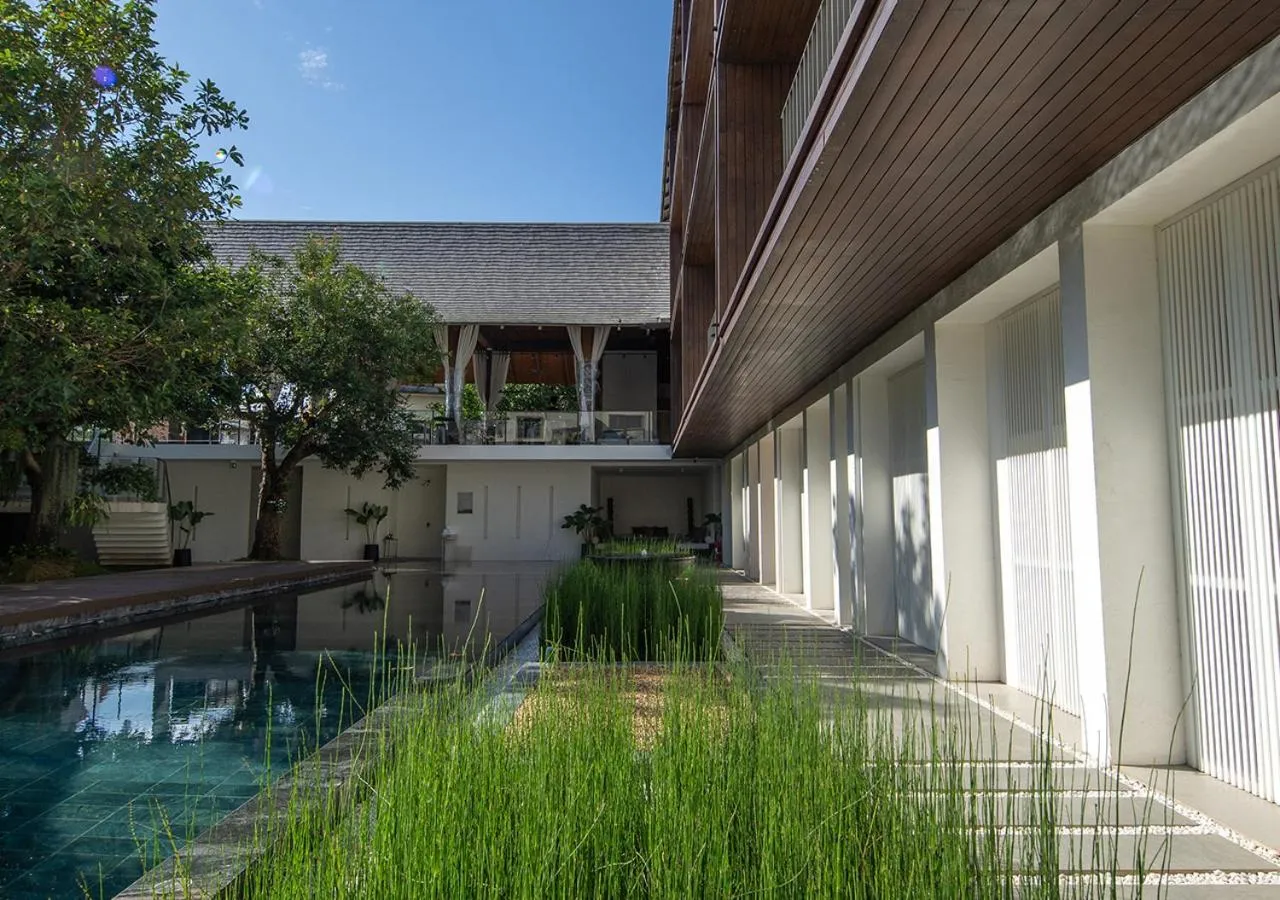 Swimming pool in Arun Khiri Chiang Mai Hotel