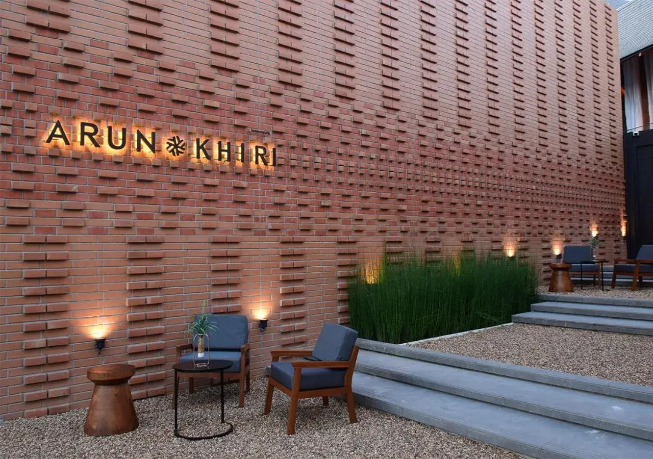 Property building in Arun Khiri Chiang Mai Hotel Property building in Arun Khiri Chiang Mai Hotel