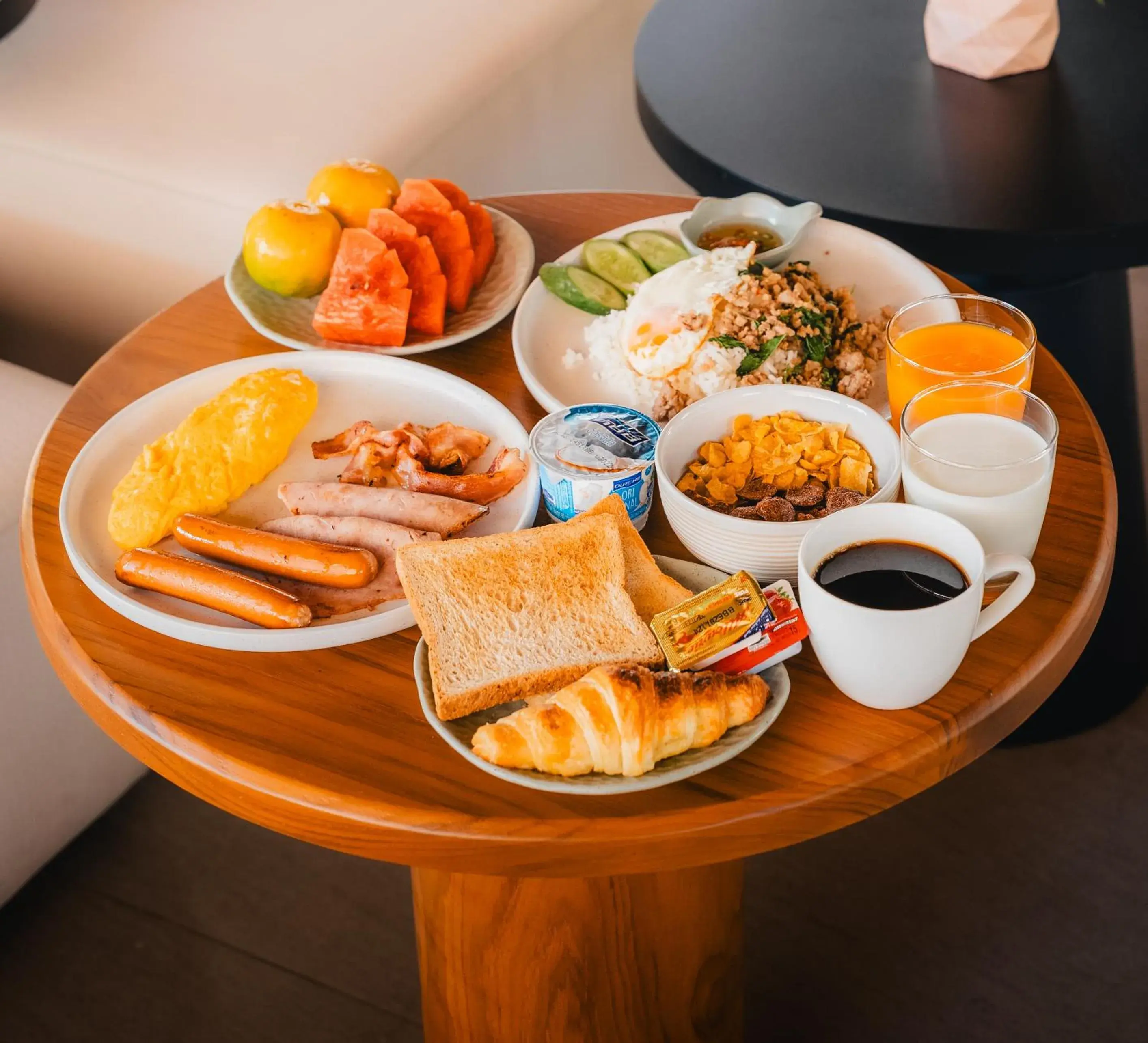 Breakfast in Arun Khiri Chiang Mai Hotel Breakfast in Arun Khiri Chiang Mai Hotel