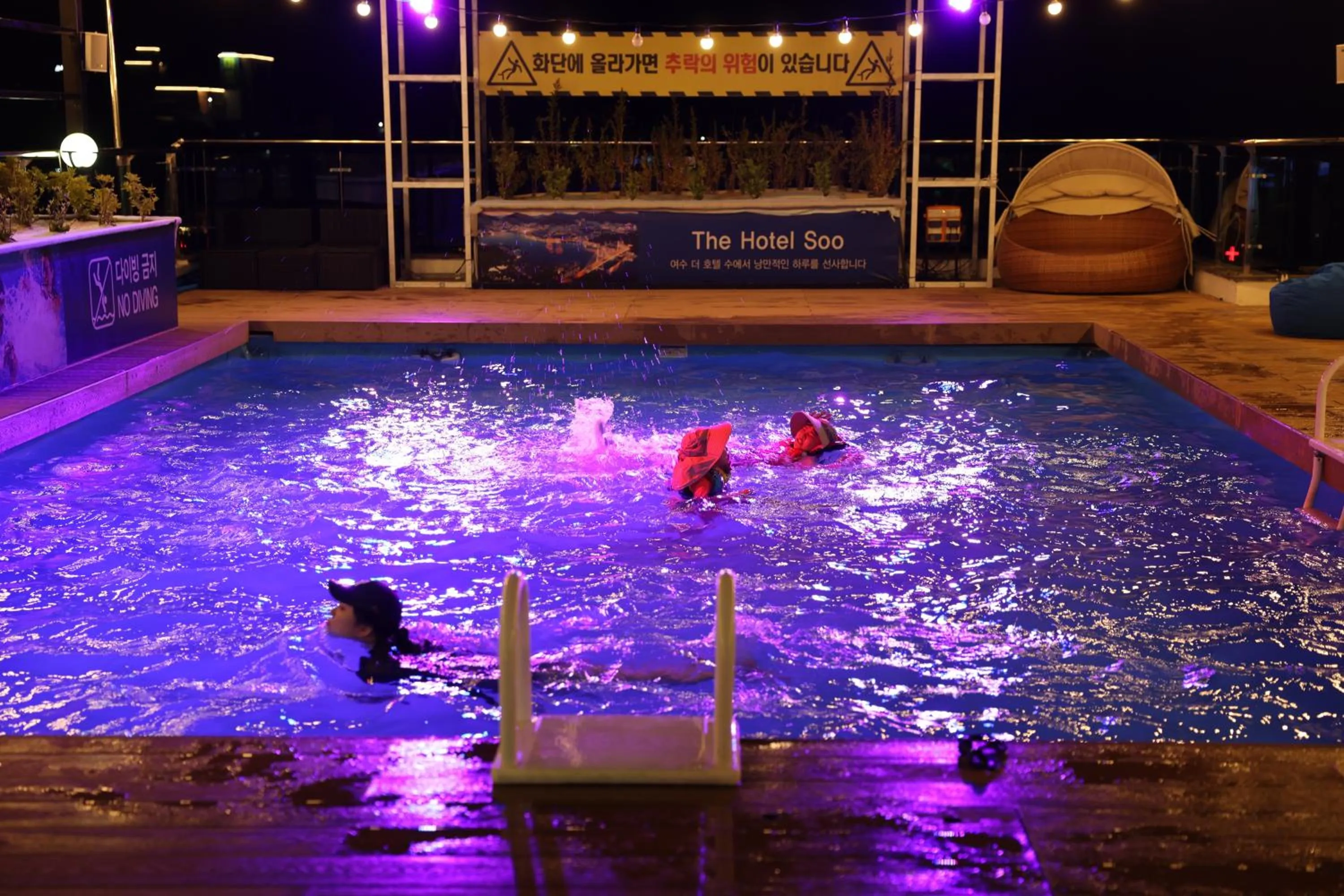 Swimming pool in The Hotel Soo