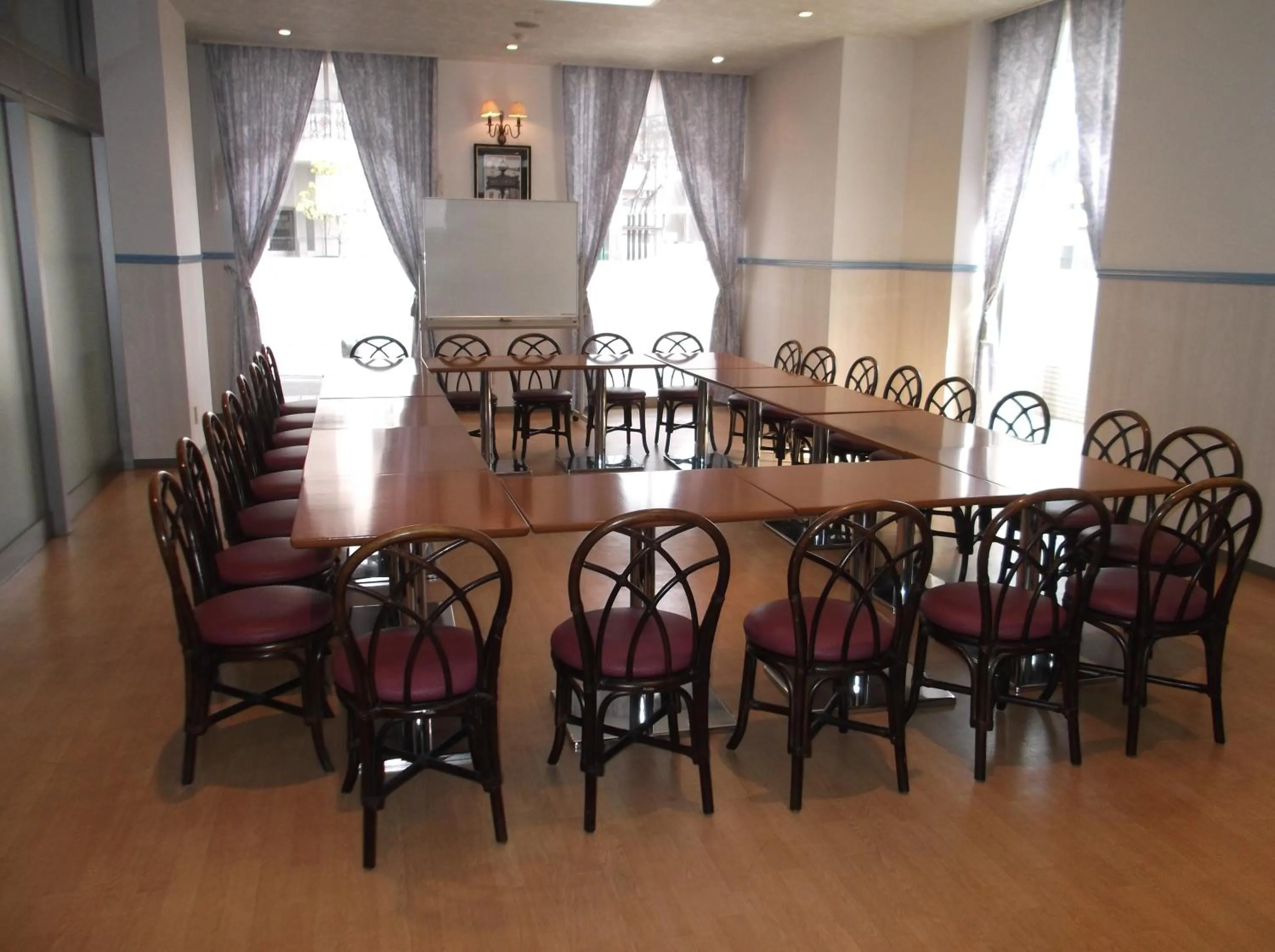 Banquet/Function facilities in Hotel Sunrise21