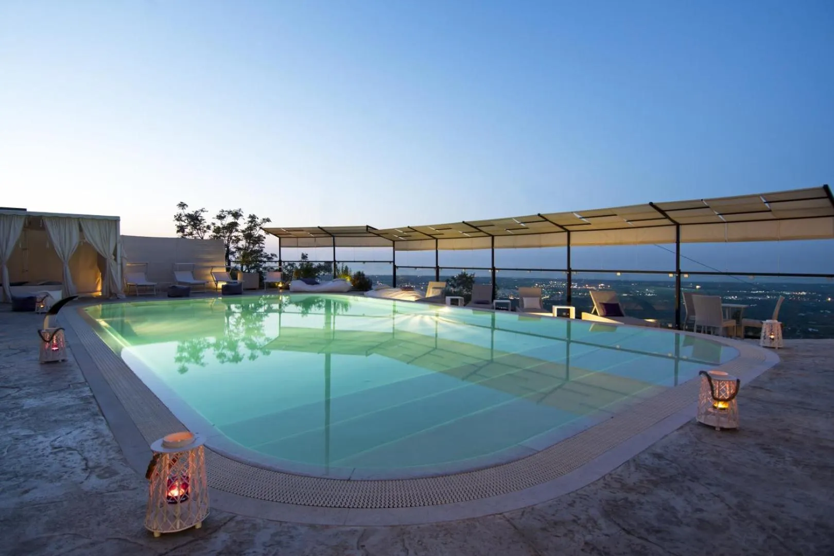 Pool view in Al Mirador Resort