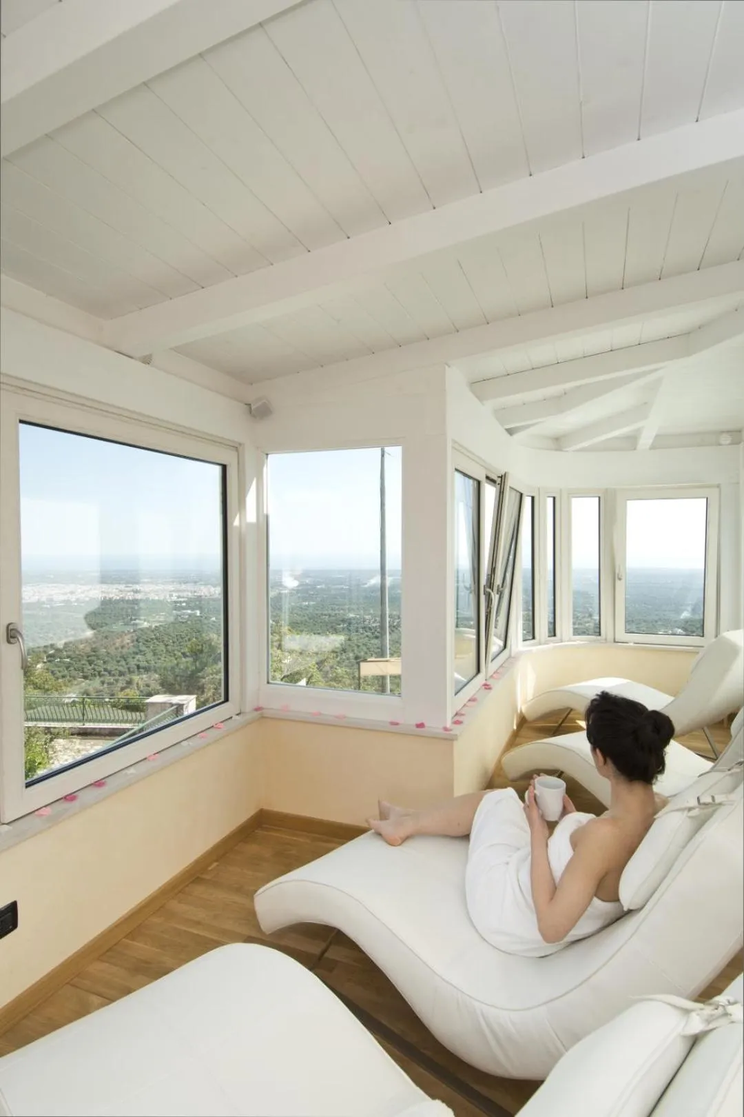 Spa and wellness centre/facilities, Bed in Al Mirador Resort