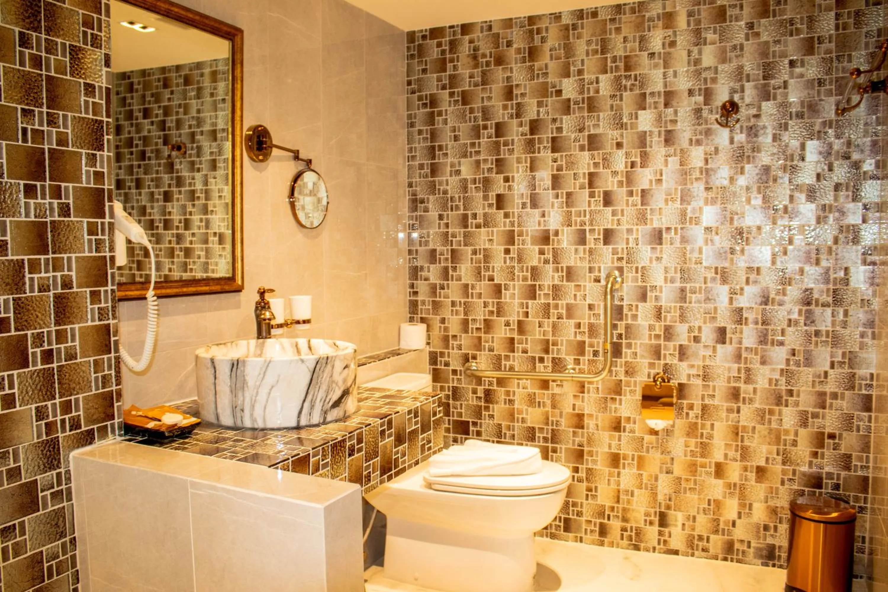 Bathroom in Siri Grand Bangkok Hotel