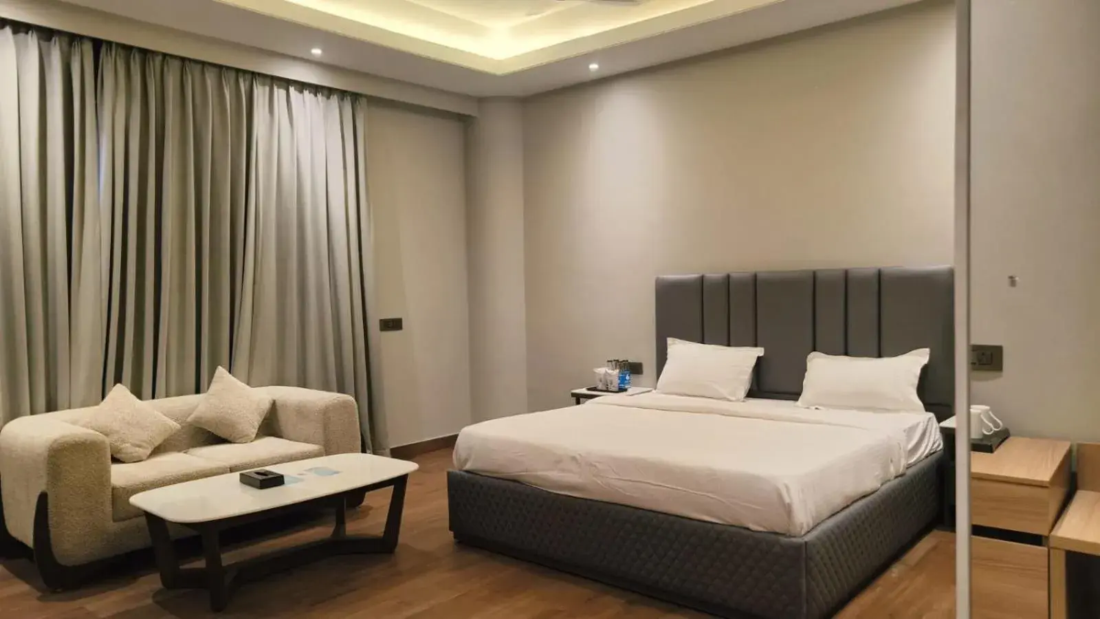 Bed in Silver Sand Sea Princess Beach Resort Bed in Silver Sand Sea Princess Beach Resort